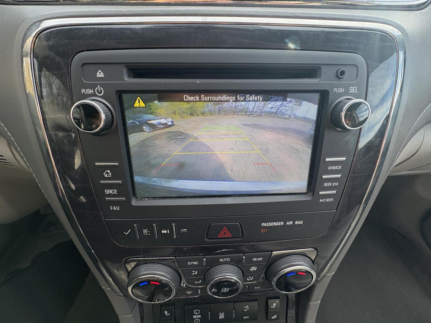 2017 Buick Enclave Leather AWD (5GAKVBKD3HJ) with an 3.6L V6 DOHC 24V engine, 6A transmission, located at 17255 hwy 65 NE, Ham Lake, MN, 55304, 0.000000, 0.000000 - Photo#18