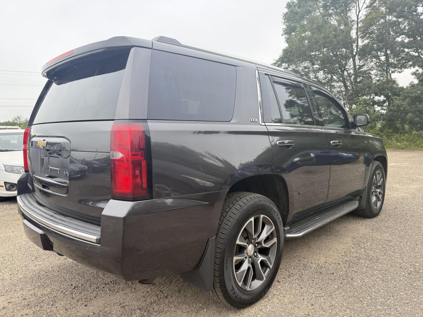 2015 Chevrolet Tahoe LTZ 4WD (1GNSKCKC4FR) with an 5.3L V8 OHV 16V engine, 6-Speed Automatic transmission, located at 17255 hwy 65 NE, Ham Lake, MN, 55304, 0.000000, 0.000000 - Photo#4