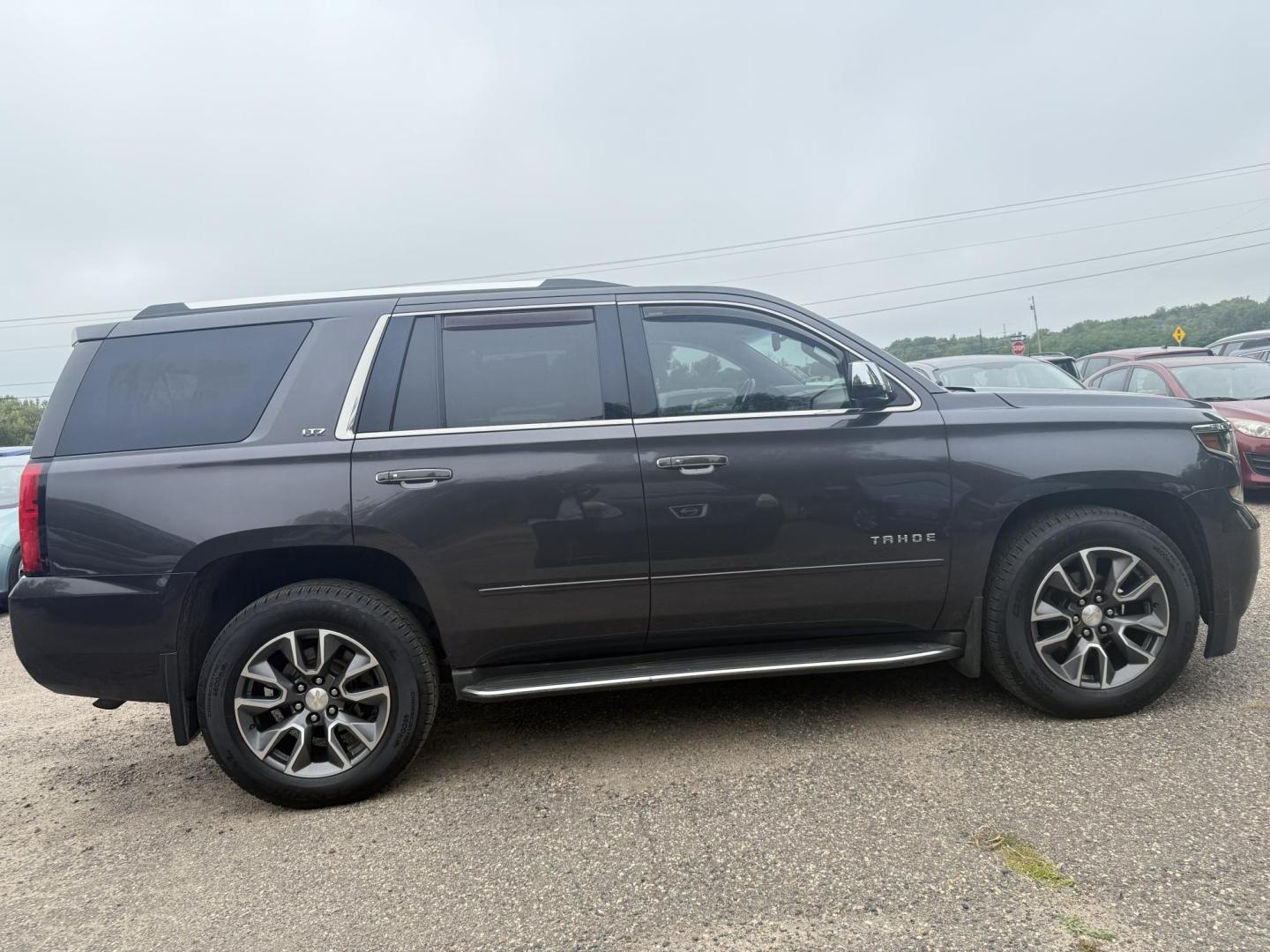 2015 Chevrolet Tahoe LTZ 4WD (1GNSKCKC4FR) with an 5.3L V8 OHV 16V engine, 6-Speed Automatic transmission, located at 17255 hwy 65 NE, Ham Lake, MN, 55304, 0.000000, 0.000000 - Photo#5