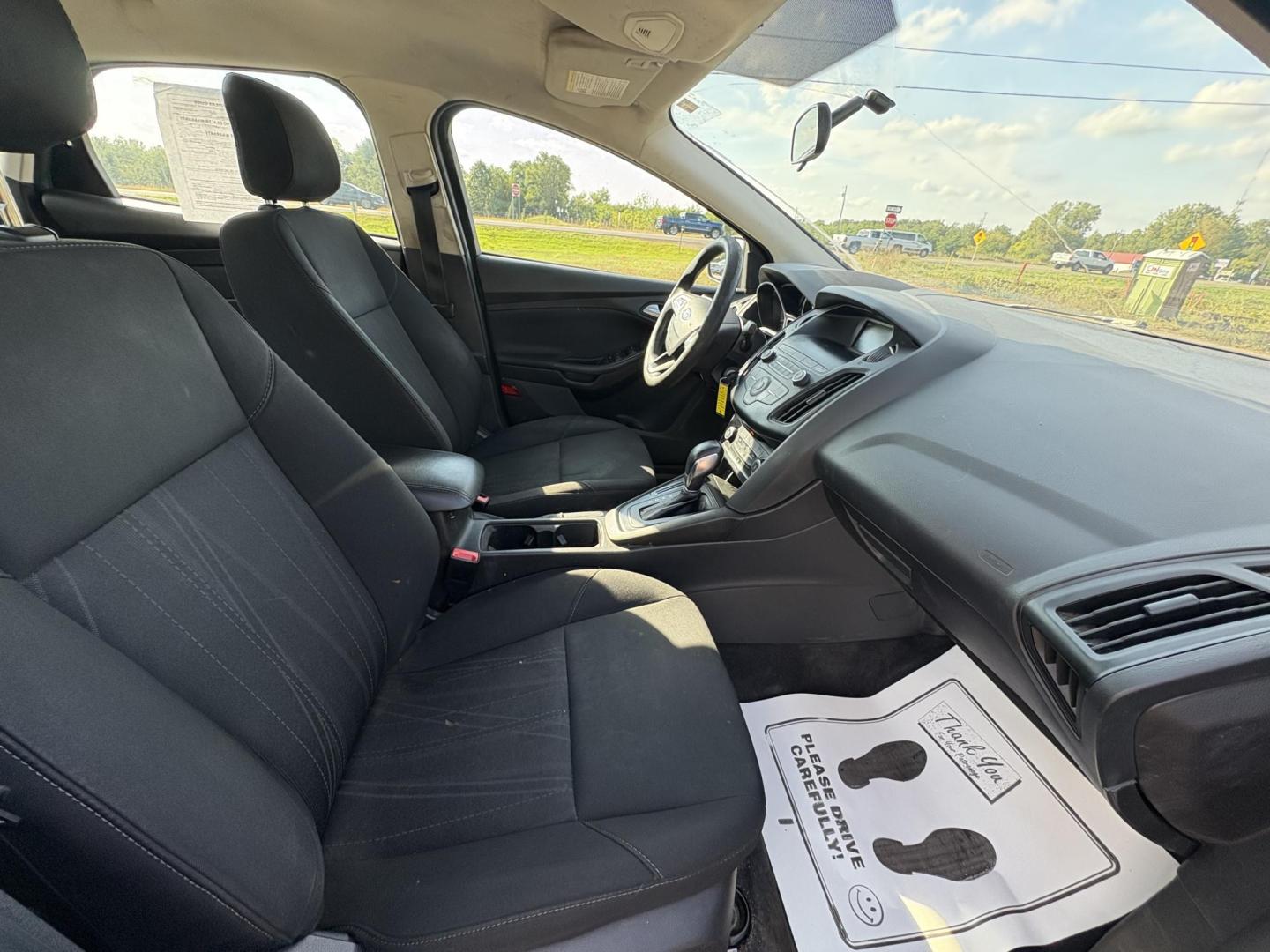 2018 Ford Focus SE Sedan (1FADP3F24JL) with an 2.0L L4 DOHC 16V engine, located at 17255 hwy 65 NE, Ham Lake, MN, 55304, 0.000000, 0.000000 - Photo#15