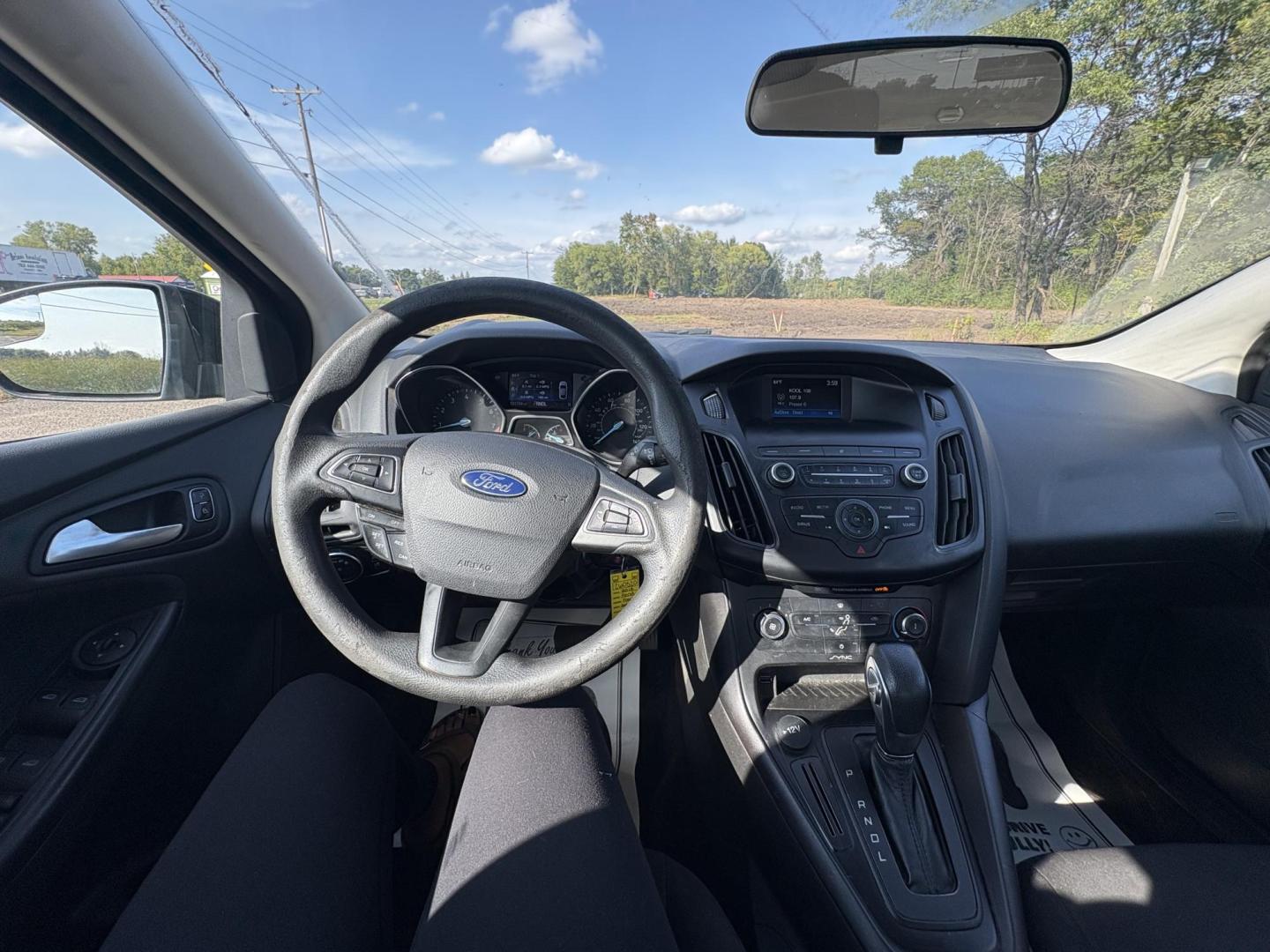 2018 Ford Focus SE Sedan (1FADP3F24JL) with an 2.0L L4 DOHC 16V engine, located at 17255 hwy 65 NE, Ham Lake, MN, 55304, 0.000000, 0.000000 - Photo#16