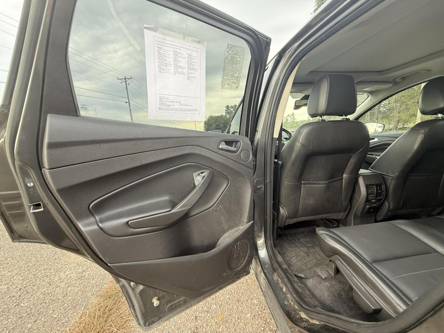 2015 Ford Escape Titanium 4WD (1FMCU9J94FU) with an 2.0L L4 DOHC 16V engine, 6-Speed Automatic transmission, located at 17255 hwy 65 NE, Ham Lake, MN, 55304, 0.000000, 0.000000 - Photo#10