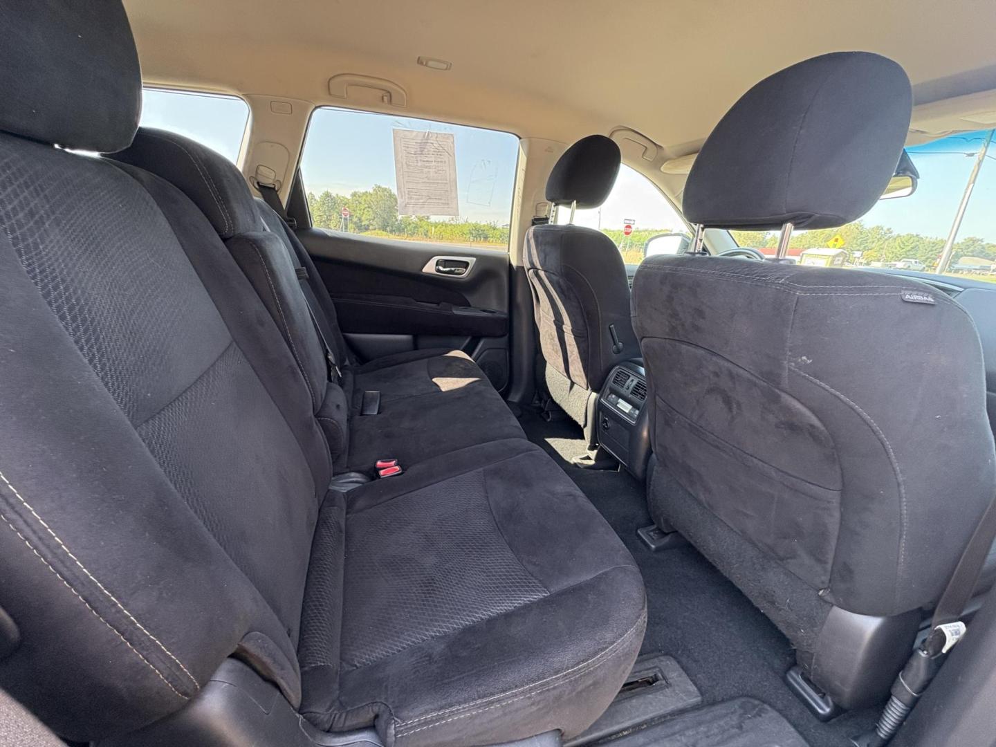 2014 Nissan Pathfinder S 4WD (5N1AR2MM2EC) with an 3.5L V6 DOHC 24V engine, Continuously Variable Transmission transmission, located at 17255 hwy 65 NE, Ham Lake, MN, 55304, 0.000000, 0.000000 - Photo#13