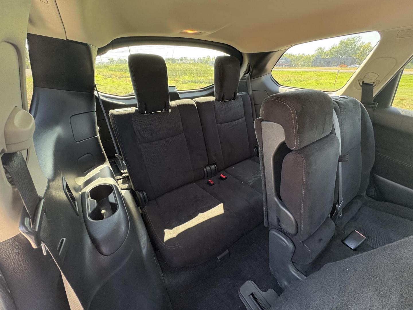 2014 Nissan Pathfinder S 4WD (5N1AR2MM2EC) with an 3.5L V6 DOHC 24V engine, Continuously Variable Transmission transmission, located at 17255 hwy 65 NE, Ham Lake, MN, 55304, 0.000000, 0.000000 - Photo#14