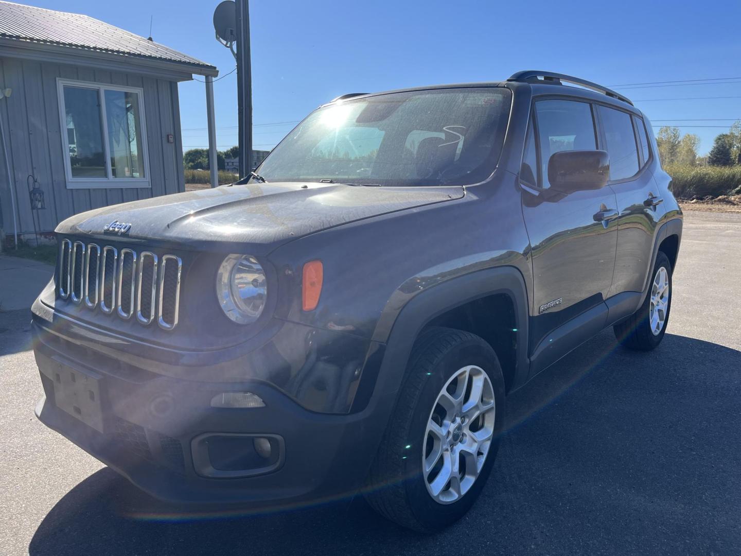 2018 Jeep Renegade Latitude 4WD (ZACCJBBB1JP) with an 2.4L L4 DOHC 16V engine, 6M transmission, located at 17255 hwy 65 NE, Ham Lake, MN, 55304, 0.000000, 0.000000 - Photo#0