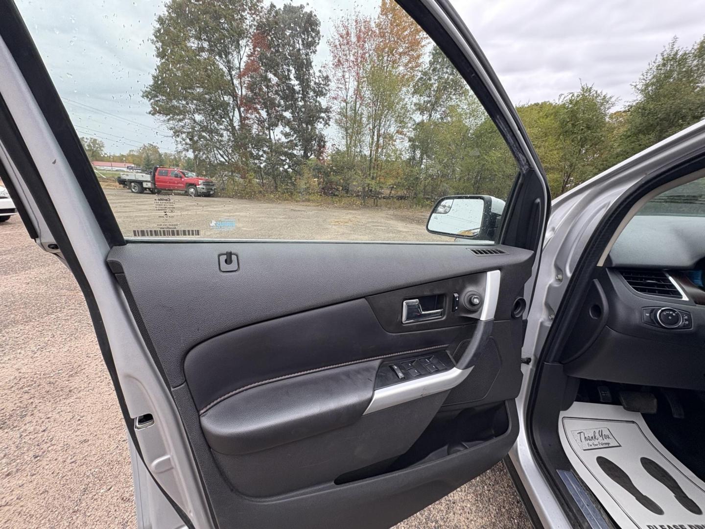 2014 Ford Edge Limited AWD (2FMDK4KC3EB) with an 3.5L V6 DOHC 24V engine, 6-Speed Automatic transmission, located at 17255 hwy 65 NE, Ham Lake, MN, 55304, 0.000000, 0.000000 - Photo#8