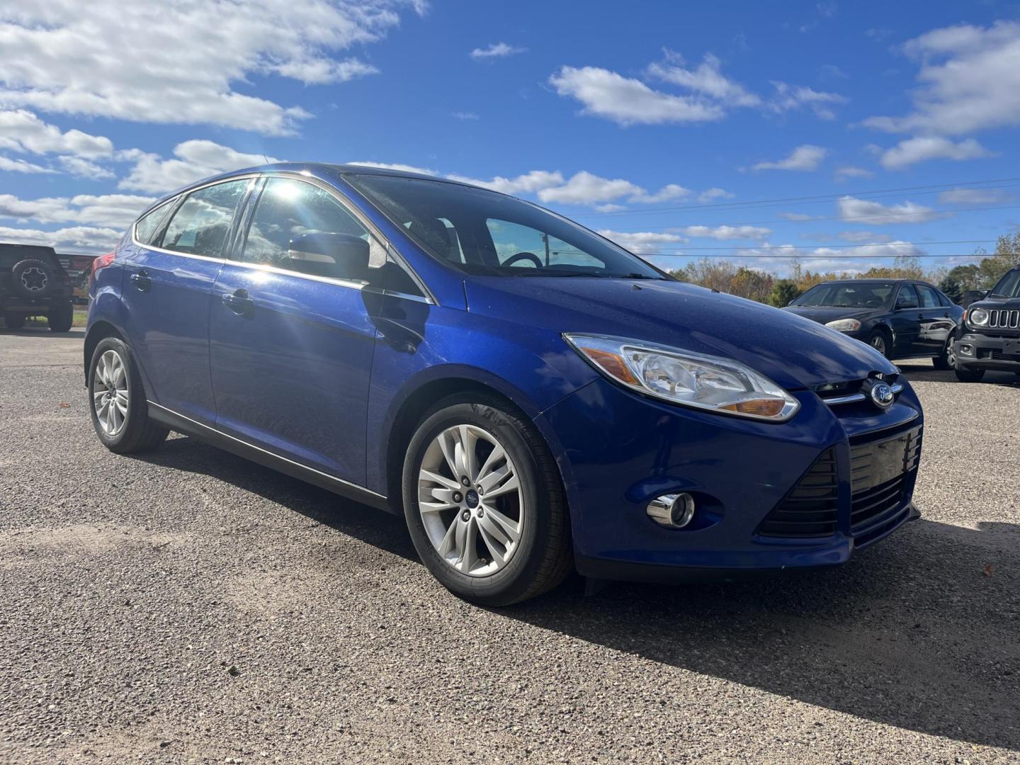2012 Ford Focus SEL (1FAHP3M25CL) with an 2.0L L4 DOHC 16V engine, 6-Speed Automatic transmission, located at 17255 hwy 65 NE, Ham Lake, MN, 55304, 0.000000, 0.000000 - Photo#6