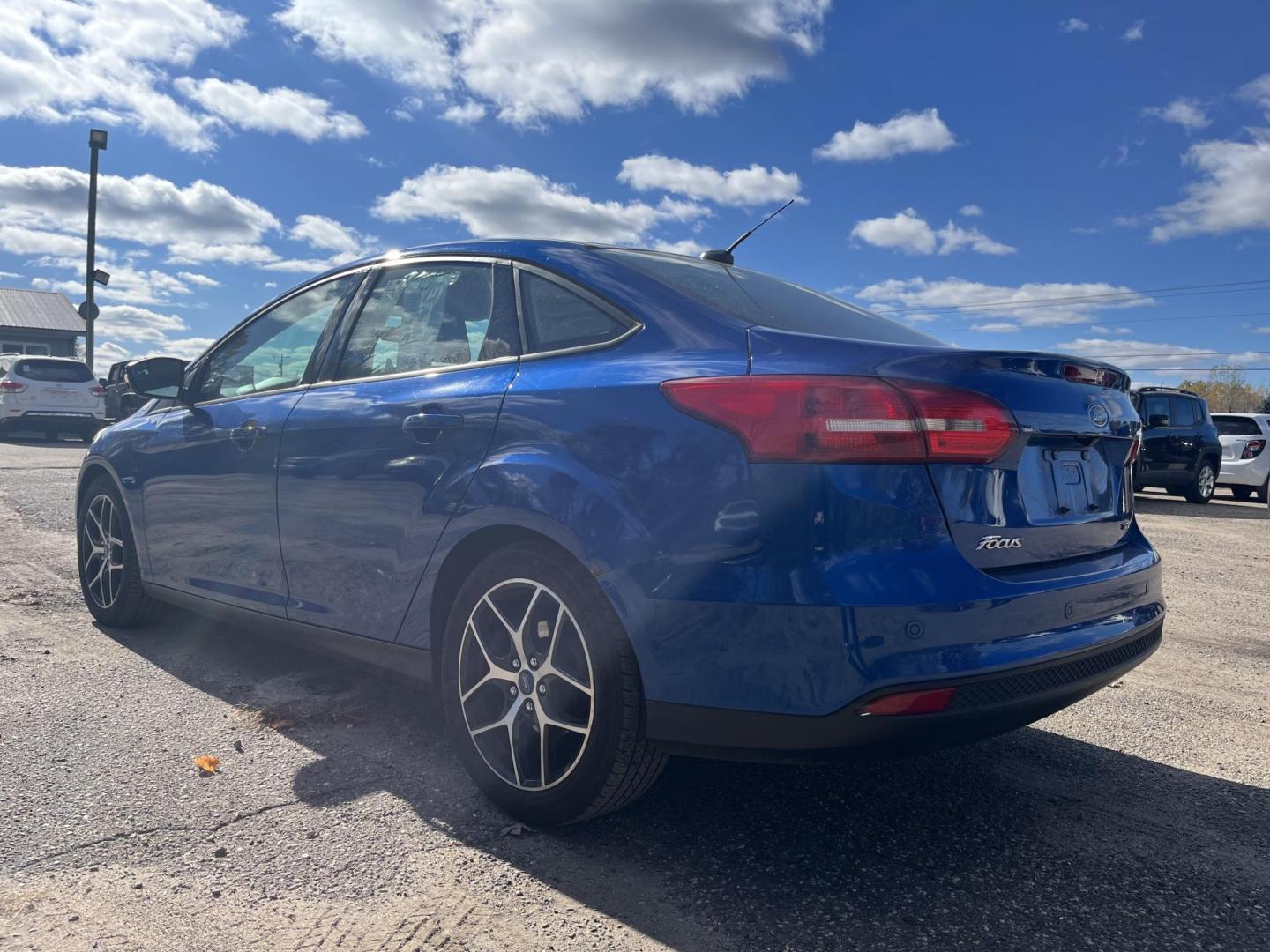 2018 Ford Focus SEL Sedan (1FADP3H24JL) with an 2.0L L4 DOHC 16V engine, located at 17255 hwy 65 NE, Ham Lake, MN, 55304, 0.000000, 0.000000 - Photo#2