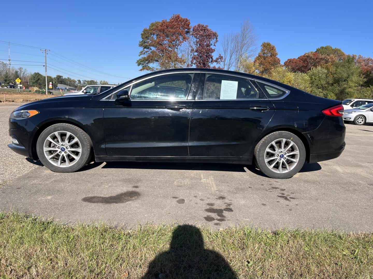 2017 Ford Fusion SE (3FA6P0HD2HR) with an 1.5L L4 DOHC 16V engine, 6A transmission, located at 17255 hwy 65 NE, Ham Lake, MN, 55304, 0.000000, 0.000000 - Photo#1