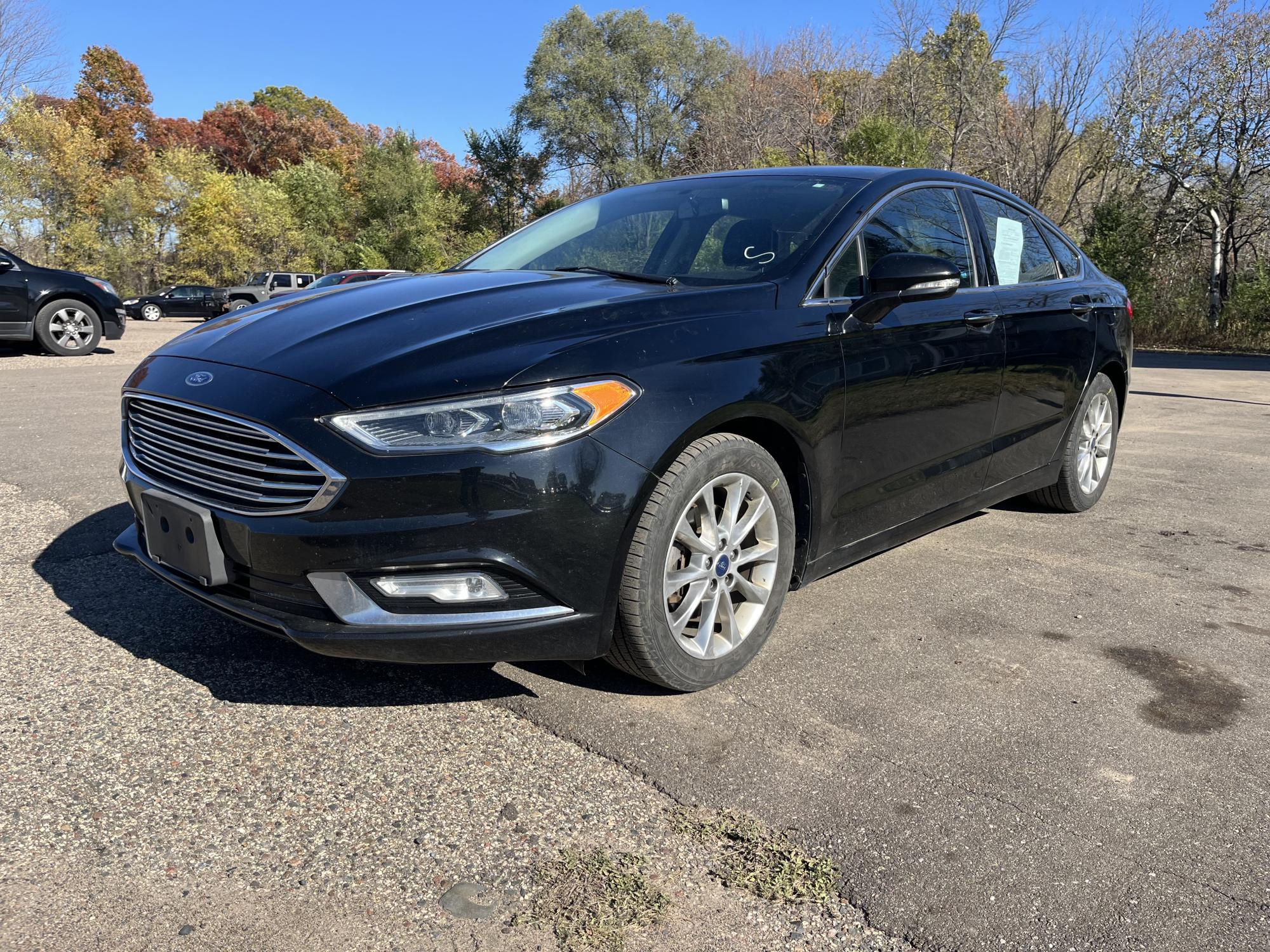 photo of 2017 Ford Fusion SE