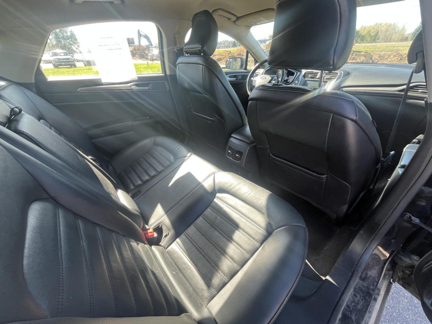 2017 Ford Fusion SE (3FA6P0HD2HR) with an 1.5L L4 DOHC 16V engine, 6A transmission, located at 17255 hwy 65 NE, Ham Lake, MN, 55304, 0.000000, 0.000000 - Photo#15