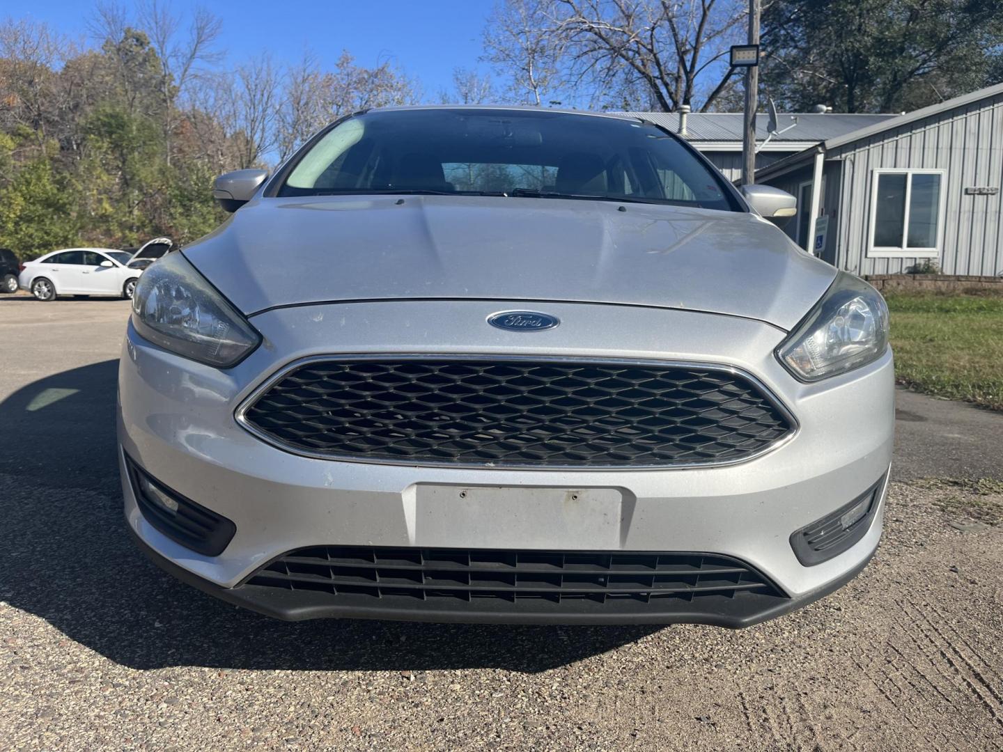 2015 Ford Focus SE Sedan (1FADP3F22FL) with an 2.0L L4 DOHC 16V engine, located at 17255 hwy 65 NE, Ham Lake, MN, 55304, 0.000000, 0.000000 - Photo#7