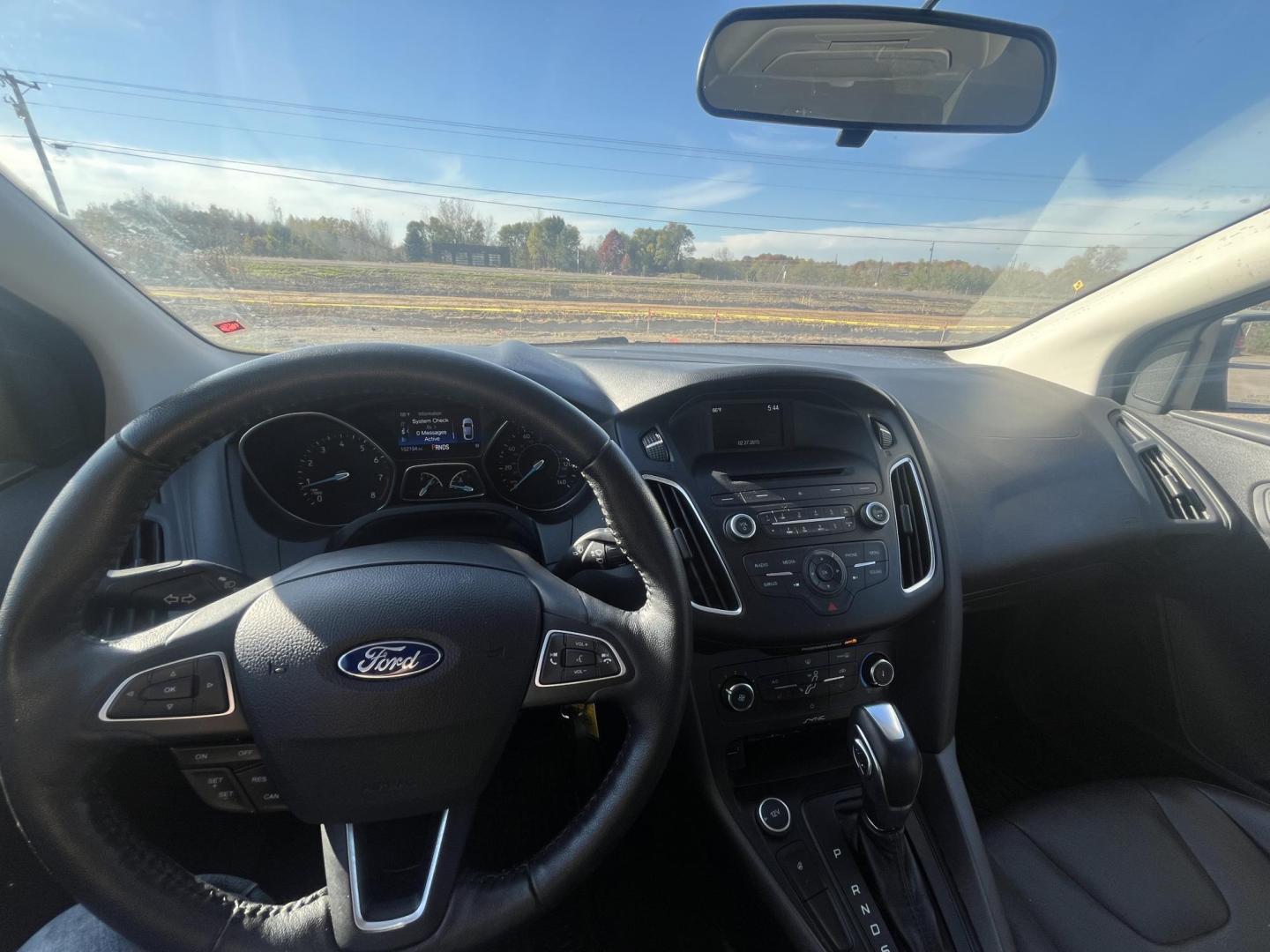 2015 Ford Focus SE Sedan (1FADP3F22FL) with an 2.0L L4 DOHC 16V engine, located at 17255 hwy 65 NE, Ham Lake, MN, 55304, 0.000000, 0.000000 - Photo#16
