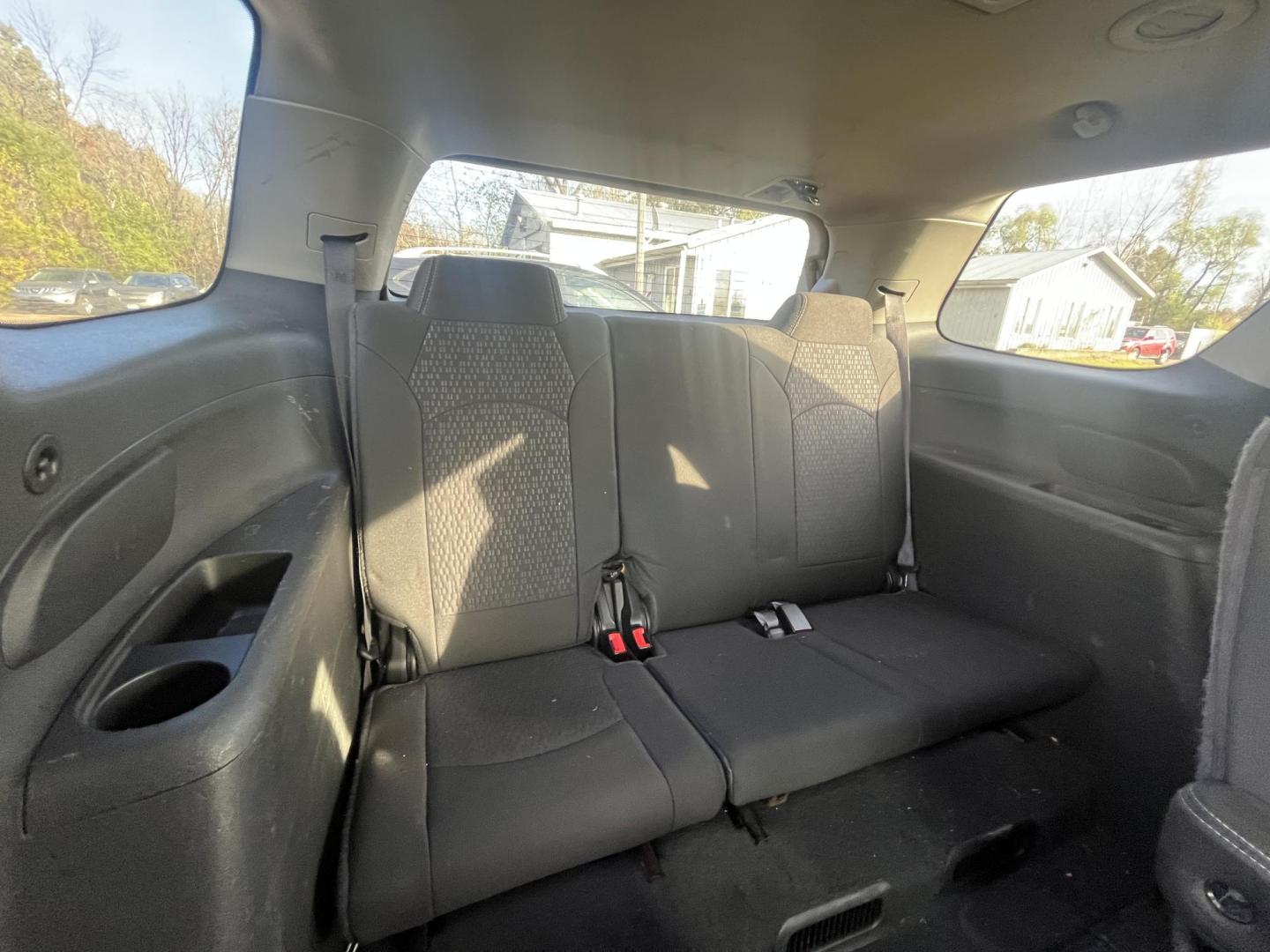 2015 GMC Acadia SLE-2 AWD (1GKKVPKD7FJ) with an 3.6L V6 DOHC 24V engine, 6-Speed Automatic transmission, located at 17255 hwy 65 NE, Ham Lake, MN, 55304, 0.000000, 0.000000 - Photo#16