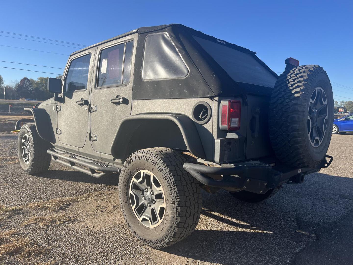 2011 Jeep Wrangler Unlimited Sport 4WD (1J4BA3H14BL) with an 3.8L V6 OHV 12V engine, located at 17255 hwy 65 NE, Ham Lake, MN, 55304, 0.000000, 0.000000 - Photo#2