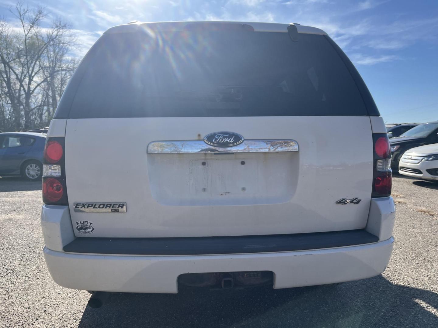 2008 Ford Explorer XLT 4.6L 4WD (1FMEU73818U) with an 4.6L V8 SOHC 16V engine, 6-Speed Automatic Overdrive transmission, located at 17255 hwy 65 NE, Ham Lake, MN, 55304, 0.000000, 0.000000 - Photo#3