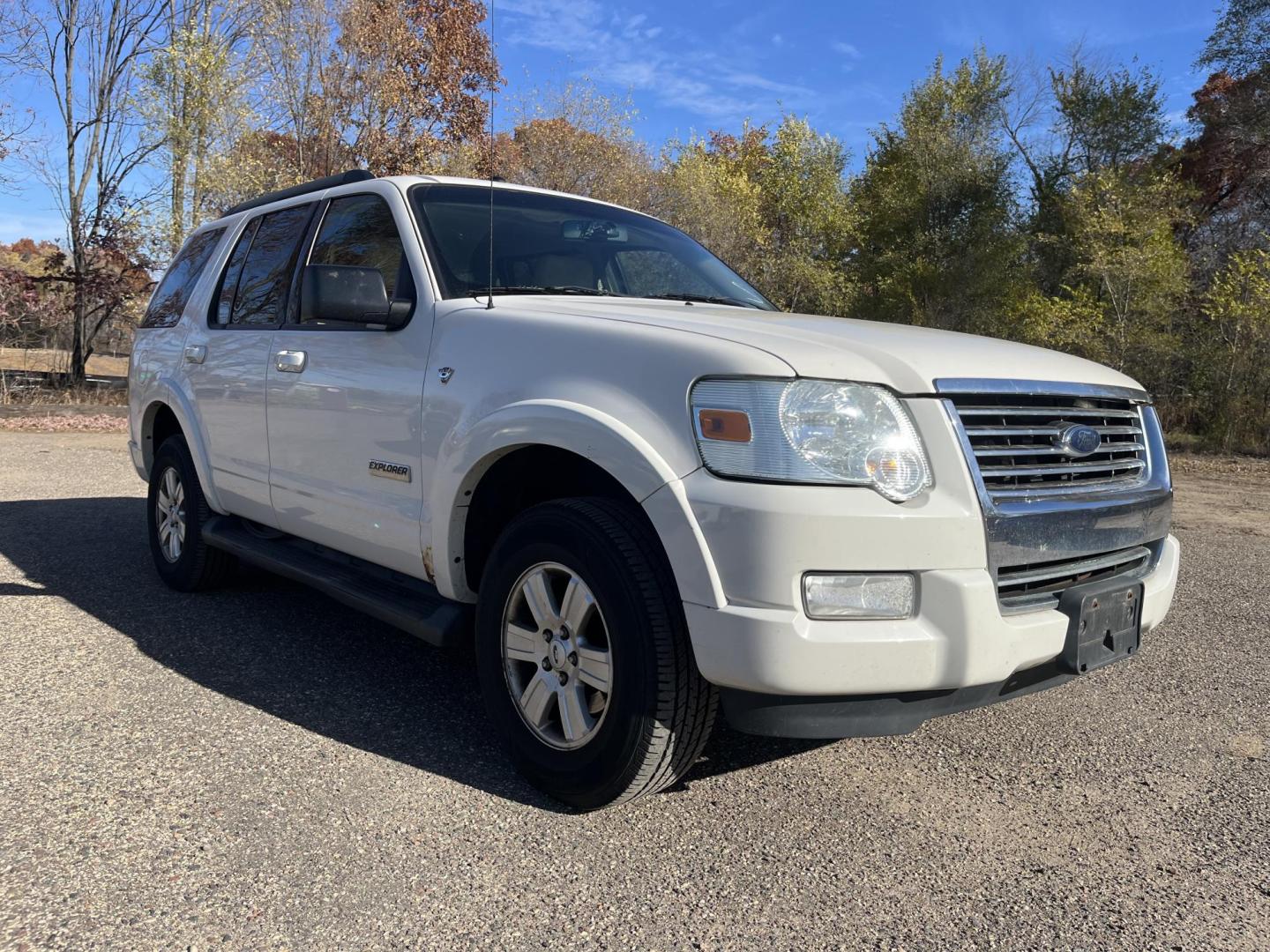 2008 Ford Explorer XLT 4.6L 4WD (1FMEU73818U) with an 4.6L V8 SOHC 16V engine, 6-Speed Automatic Overdrive transmission, located at 17255 hwy 65 NE, Ham Lake, MN, 55304, 0.000000, 0.000000 - Photo#6
