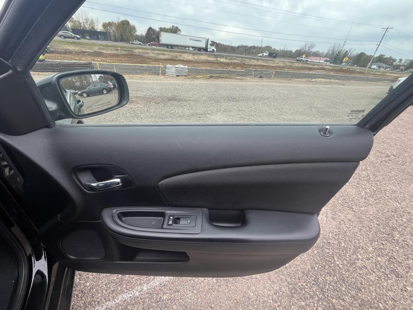 2011 Chrysler 200 Touring (1C3BC1FB5BN) with an 2.4L L4 DOHC 16V engine, 6-Speed Automatic transmission, located at 17255 hwy 65 NE, Ham Lake, MN, 55304, 0.000000, 0.000000 - Photo#12