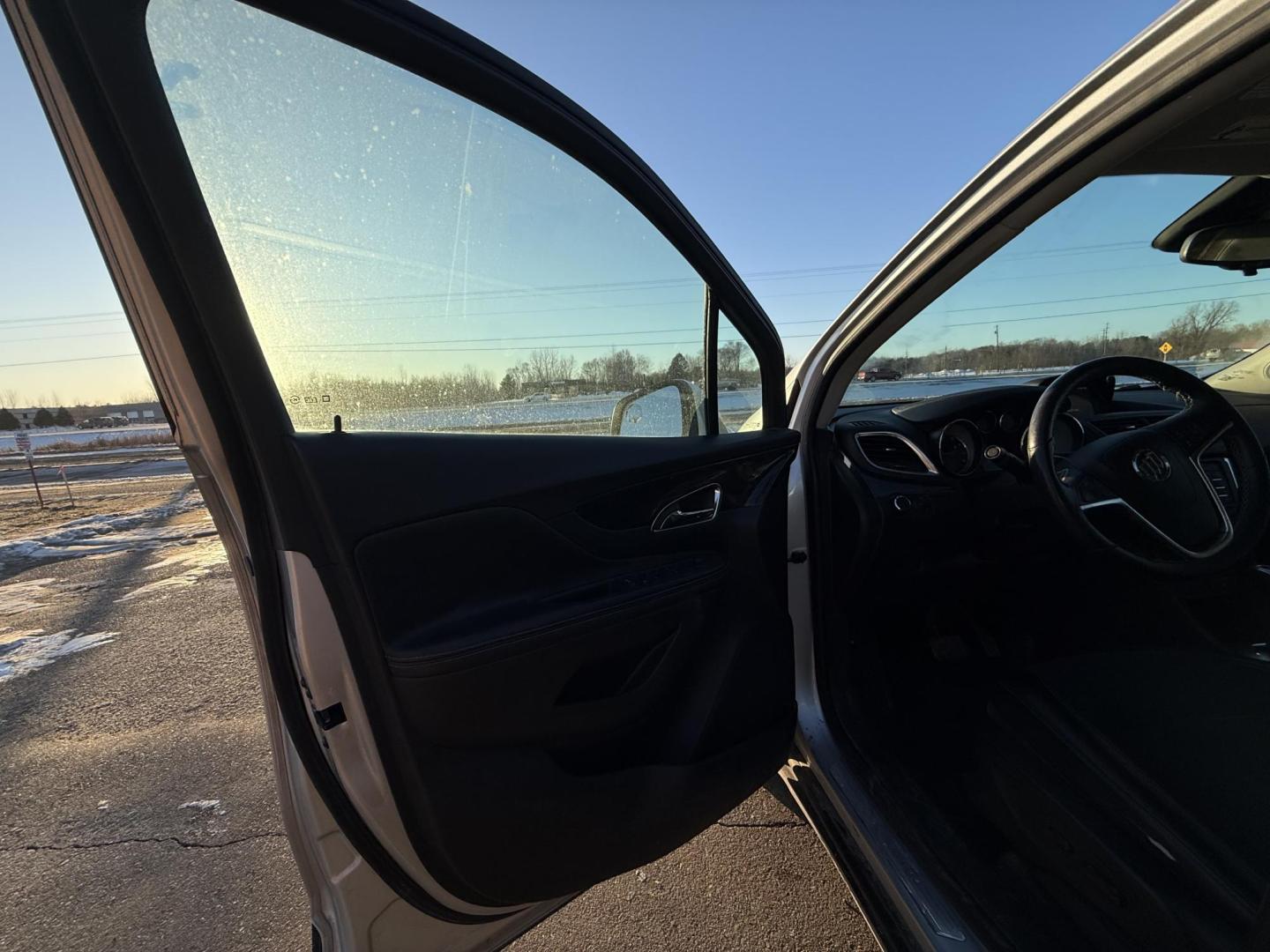 2014 Buick Encore Base FWD (KL4CJASB4EB) with an 1.4L L4 DOHC 16V TURBO engine, 6-Speed Automatic transmission, located at 17255 hwy 65 NE, Ham Lake, MN, 55304, 0.000000, 0.000000 - Photo#8