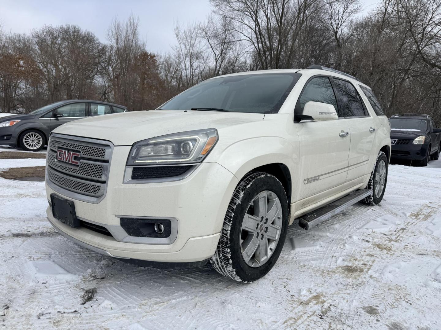 2014 GMC Acadia Denali AWD (1GKKVTKD8EJ) with an 3.6L V6 DOHC 24V engine, 6-Speed Automatic transmission, located at 17255 hwy 65 NE, Ham Lake, MN, 55304, 0.000000, 0.000000 - Photo#0