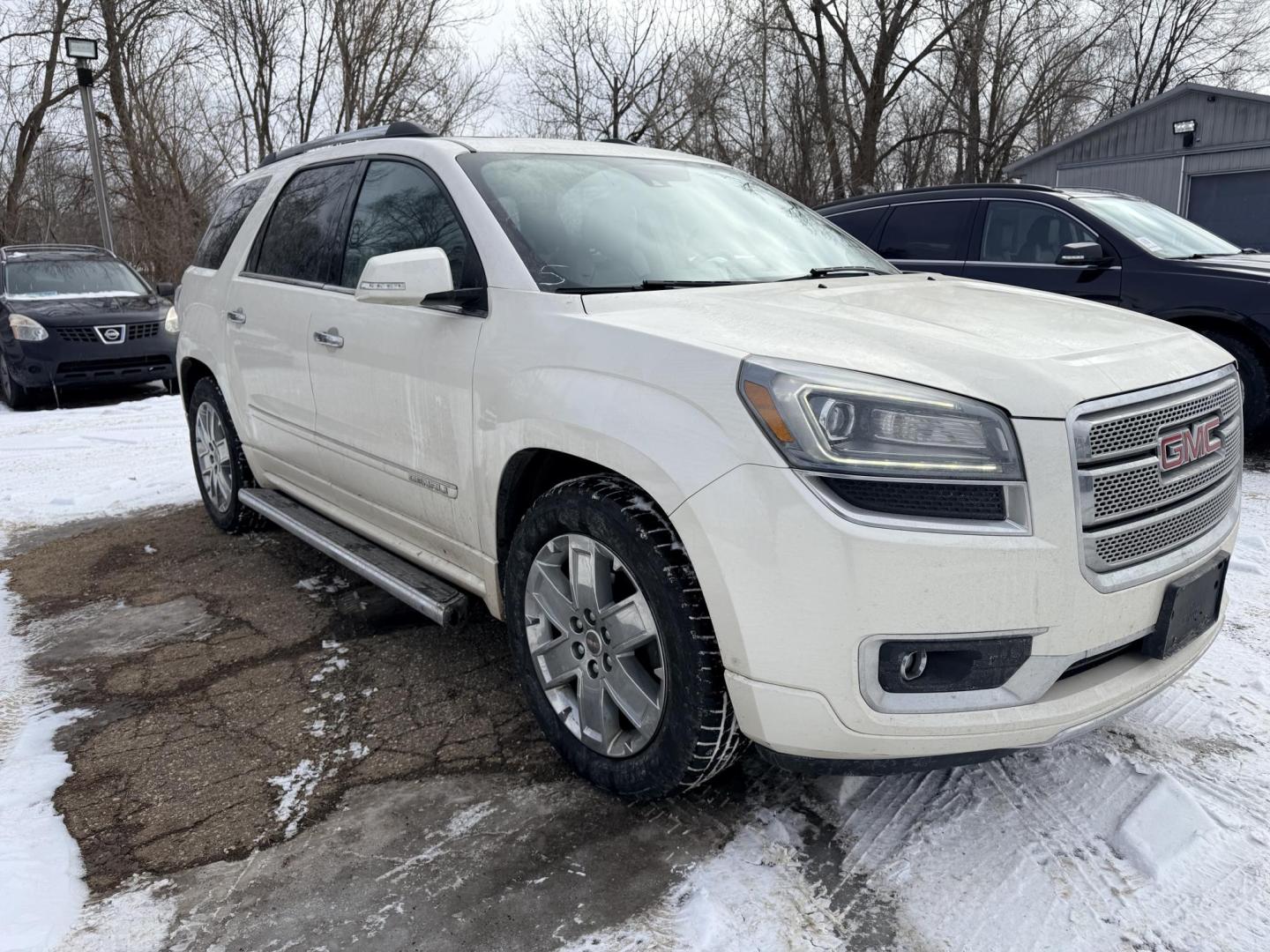 2014 GMC Acadia Denali AWD (1GKKVTKD8EJ) with an 3.6L V6 DOHC 24V engine, 6-Speed Automatic transmission, located at 17255 hwy 65 NE, Ham Lake, MN, 55304, 0.000000, 0.000000 - Photo#6