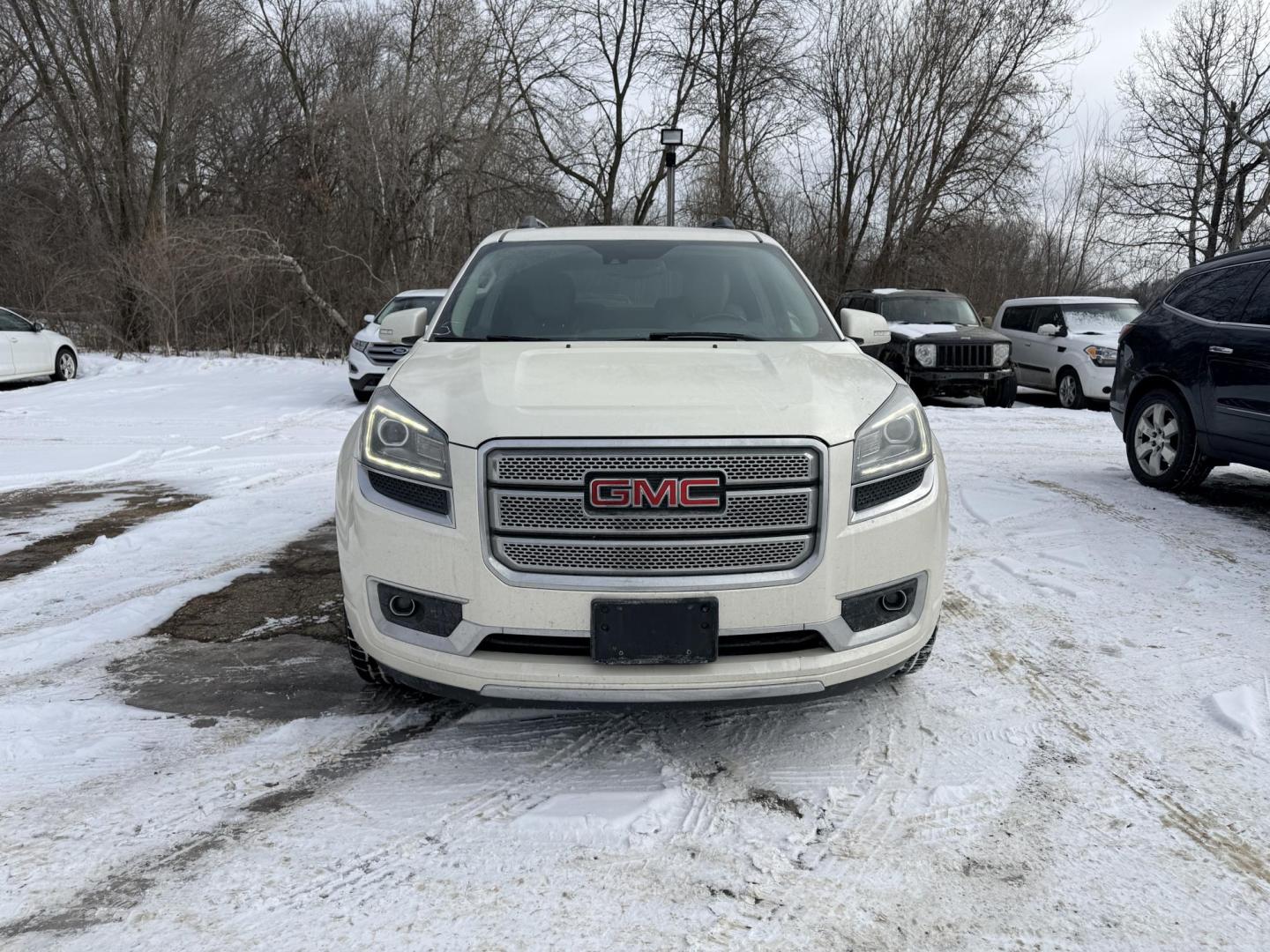 2014 GMC Acadia Denali AWD (1GKKVTKD8EJ) with an 3.6L V6 DOHC 24V engine, 6-Speed Automatic transmission, located at 17255 hwy 65 NE, Ham Lake, MN, 55304, 0.000000, 0.000000 - Photo#7