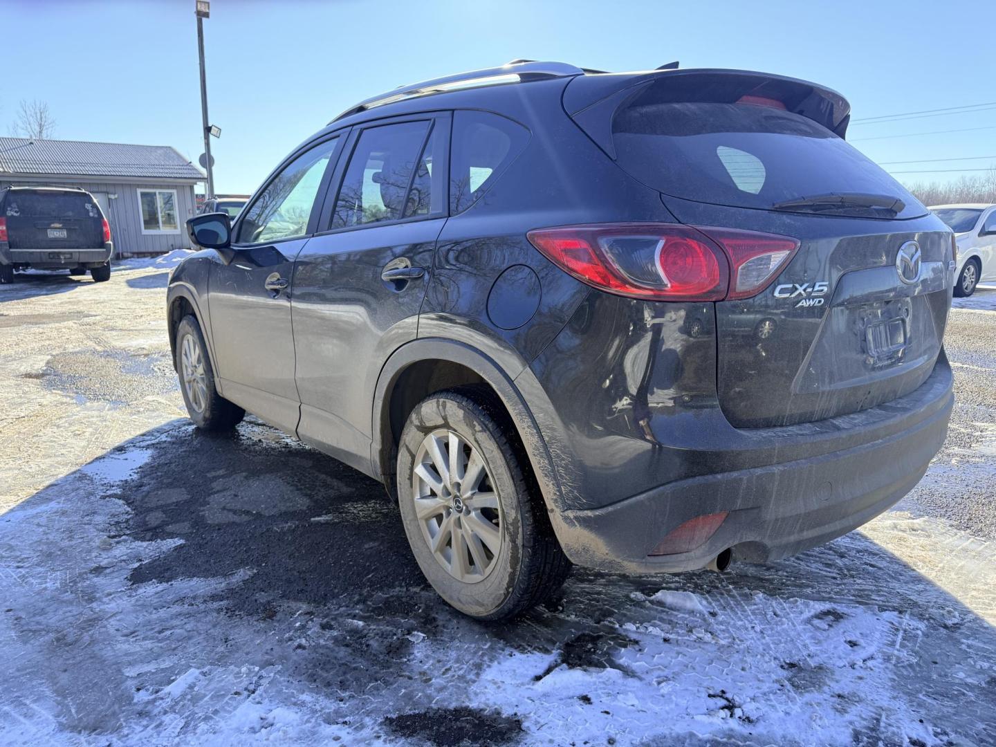 2016 Mazda CX-5 Touring AWD (JM3KE4CYXG0) with an 2.5L L4 DOHC 16V engine, 6-Speed Automatic transmission, located at 17255 hwy 65 NE, Ham Lake, MN, 55304, 0.000000, 0.000000 - Photo#2
