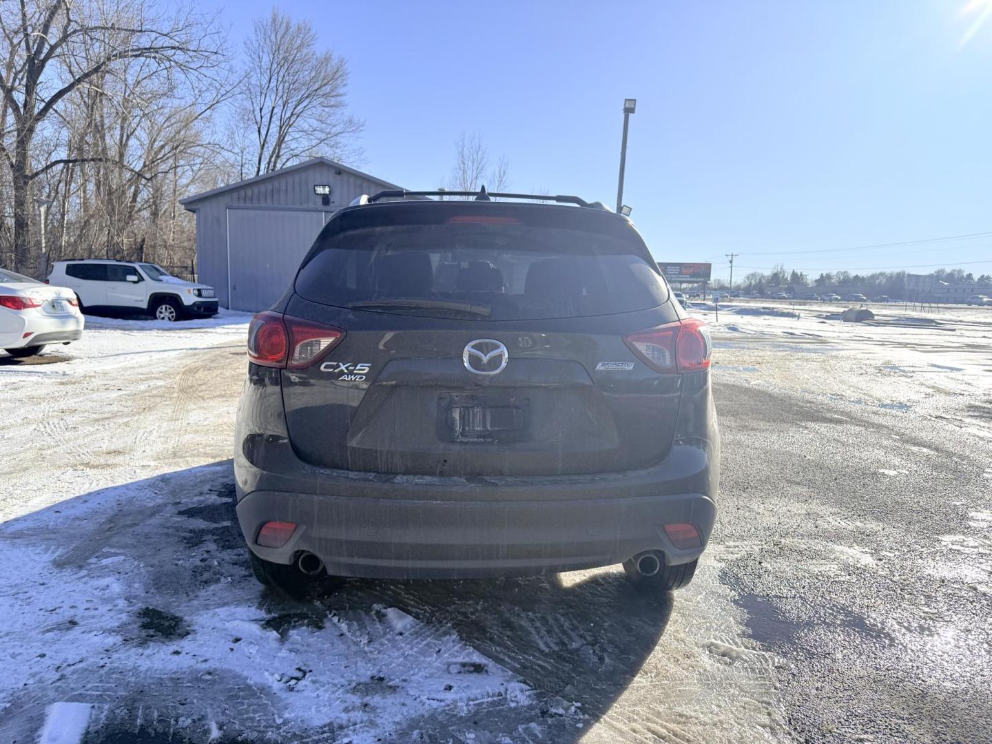 2016 Mazda CX-5 Touring AWD (JM3KE4CYXG0) with an 2.5L L4 DOHC 16V engine, 6-Speed Automatic transmission, located at 17255 hwy 65 NE, Ham Lake, MN, 55304, 0.000000, 0.000000 - Photo#3