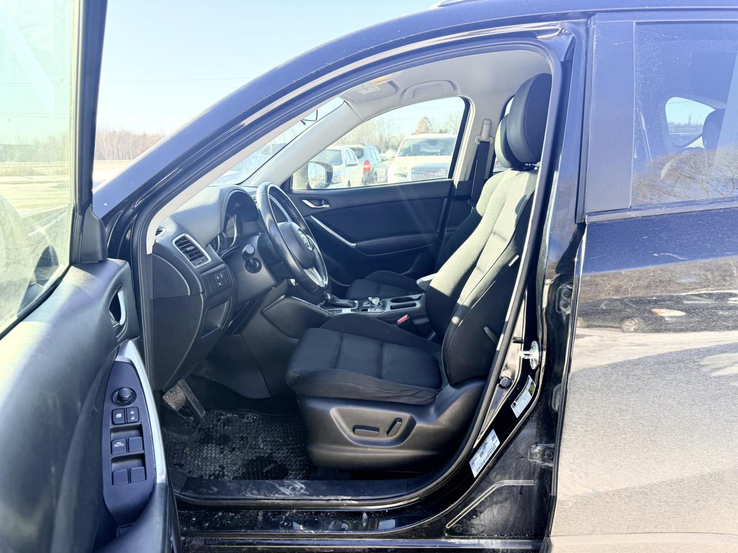 2016 Mazda CX-5 Touring AWD (JM3KE4CYXG0) with an 2.5L L4 DOHC 16V engine, 6-Speed Automatic transmission, located at 17255 hwy 65 NE, Ham Lake, MN, 55304, 0.000000, 0.000000 - Photo#9