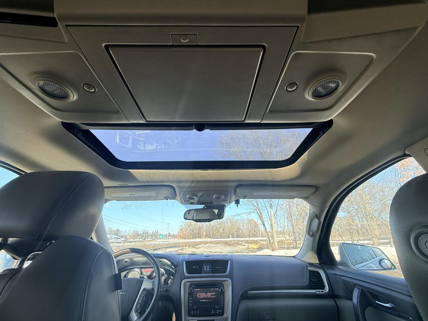 2016 GMC Acadia Denali FWD (1GKKRTKD2GJ) with an 3.6L V6 DOHC 24V engine, 6-Speed Automatic transmission, located at 17255 hwy 65 NE, Ham Lake, MN, 55304, 0.000000, 0.000000 - Photo#17