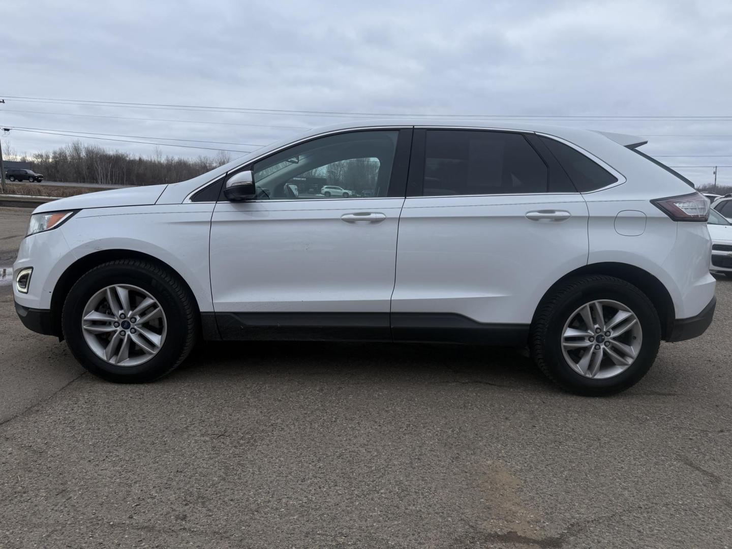 2015 Ford Edge SEL AWD (2FMTK4J8XFB) with an 3.5L V6 DOHC 24V engine, 6-Speed Automatic transmission, located at 17255 hwy 65 NE, Ham Lake, MN, 55304, 0.000000, 0.000000 - Photo#1
