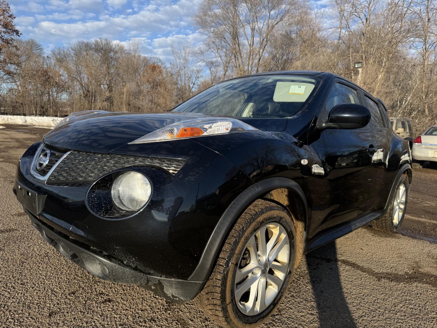 2011 Nissan Juke S AWD (JN8AF5MV2BT) with an 1.6L L4 DOHC 16V engine, CVT transmission, located at 17255 hwy 65 NE, Ham Lake, MN, 55304, 0.000000, 0.000000 - Photo#0
