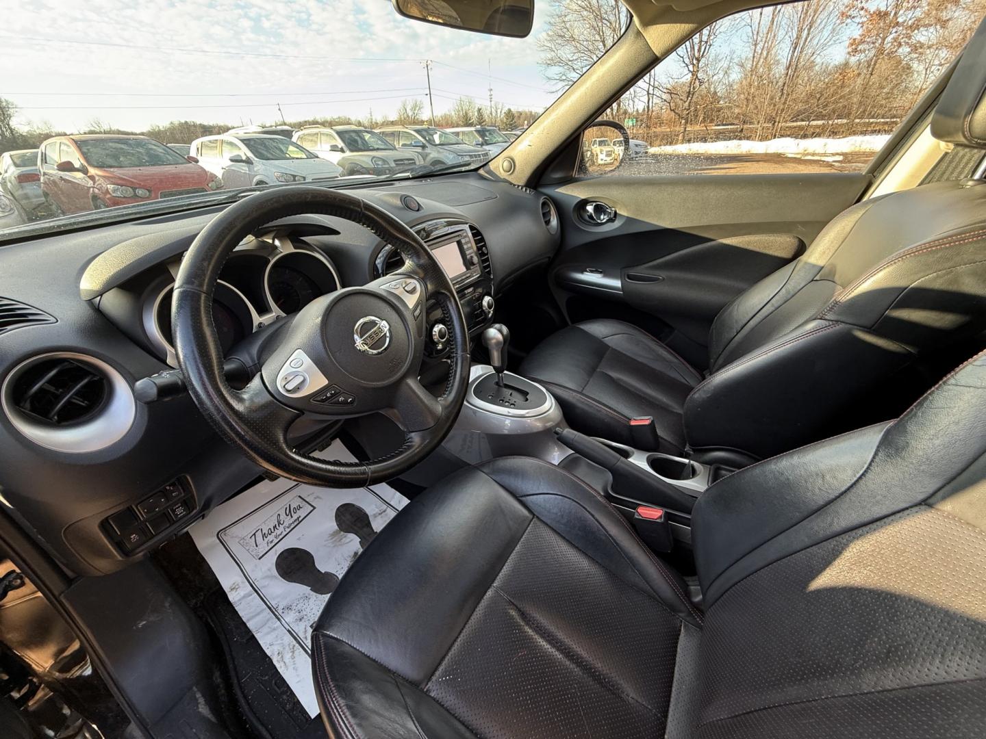 2011 Nissan Juke S AWD (JN8AF5MV2BT) with an 1.6L L4 DOHC 16V engine, CVT transmission, located at 17255 hwy 65 NE, Ham Lake, MN, 55304, 0.000000, 0.000000 - Photo#9