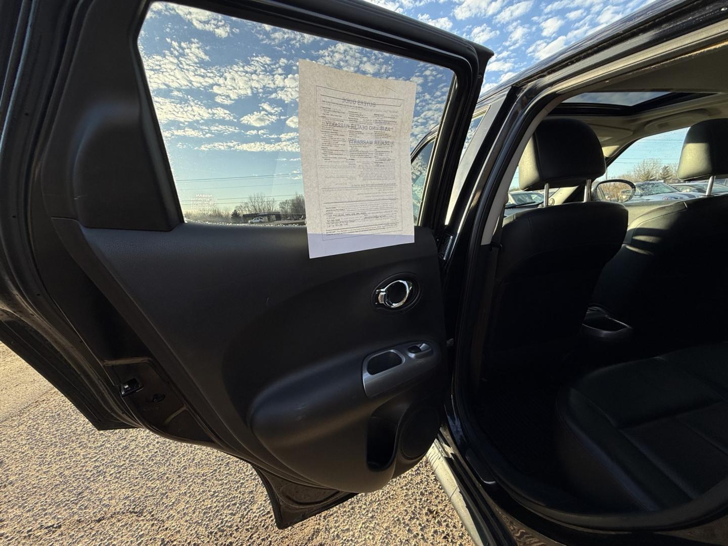 2011 Nissan Juke S AWD (JN8AF5MV2BT) with an 1.6L L4 DOHC 16V engine, CVT transmission, located at 17255 hwy 65 NE, Ham Lake, MN, 55304, 0.000000, 0.000000 - Photo#10