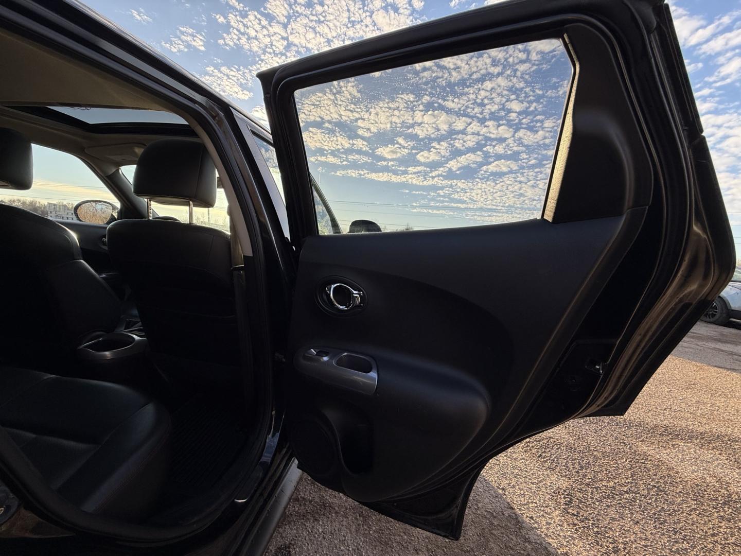 2011 Nissan Juke S AWD (JN8AF5MV2BT) with an 1.6L L4 DOHC 16V engine, CVT transmission, located at 17255 hwy 65 NE, Ham Lake, MN, 55304, 0.000000, 0.000000 - Photo#12