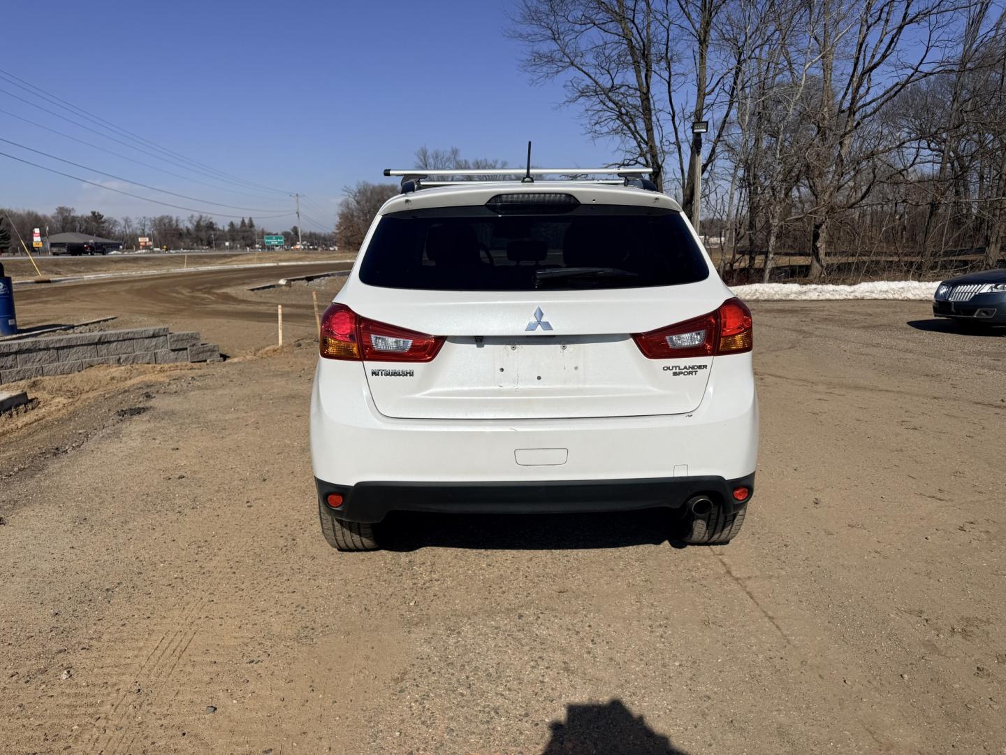 2014 Mitsubishi Outlander Sport SE AWC (4A4AR4AU1EE) with an 2.0L L4 DOHC 16V engine, Continuously Variable Transmission transmission, located at 17255 hwy 65 NE, Ham Lake, MN, 55304, 0.000000, 0.000000 - Photo#3