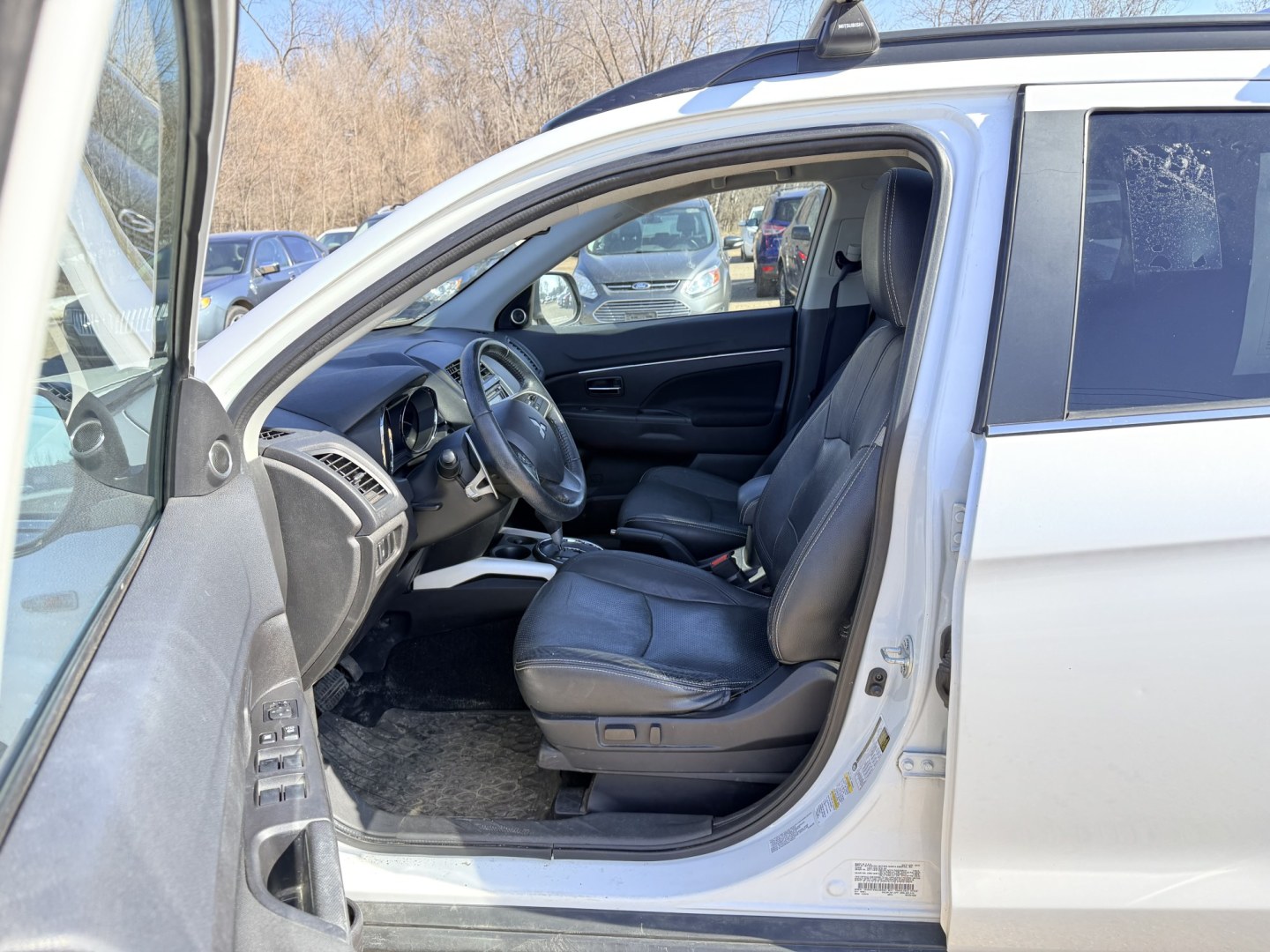 2014 Mitsubishi Outlander Sport SE AWC (4A4AR4AU1EE) with an 2.0L L4 DOHC 16V engine, Continuously Variable Transmission transmission, located at 17255 hwy 65 NE, Ham Lake, MN, 55304, 0.000000, 0.000000 - Photo#9