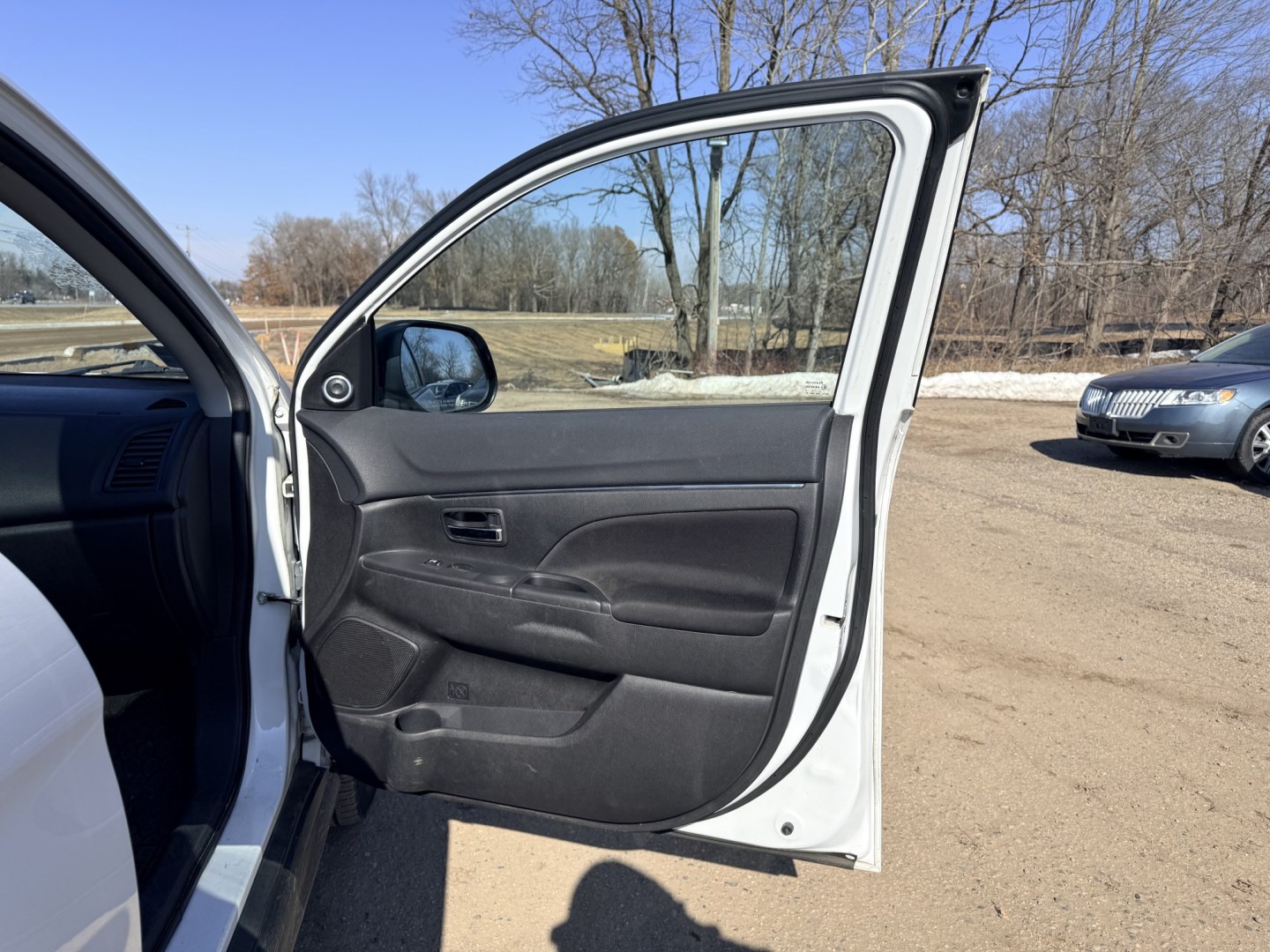 2014 Mitsubishi Outlander Sport SE AWC (4A4AR4AU1EE) with an 2.0L L4 DOHC 16V engine, Continuously Variable Transmission transmission, located at 17255 hwy 65 NE, Ham Lake, MN, 55304, 0.000000, 0.000000 - Photo#14