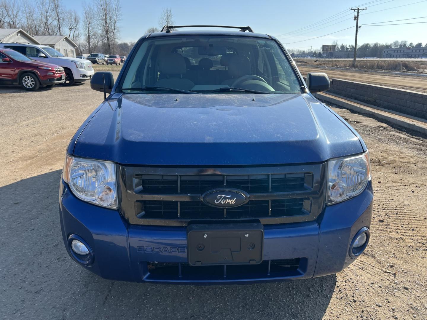 2008 Ford Escape XLT 4WD V6 (1FMCU93188K) with an 3.0L V6 DOHC 24V engine, 4-Speed Automatic Overdrive transmission, located at 17255 hwy 65 NE, Ham Lake, MN, 55304, 0.000000, 0.000000 - Photo#1