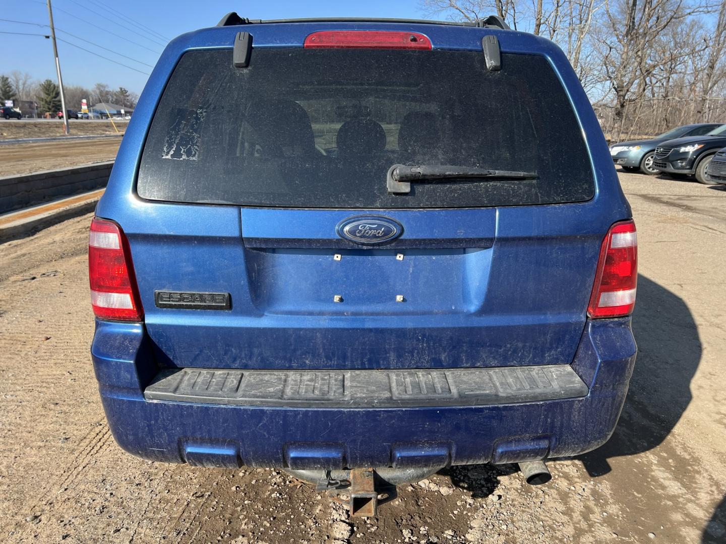 2008 Ford Escape XLT 4WD V6 (1FMCU93188K) with an 3.0L V6 DOHC 24V engine, 4-Speed Automatic Overdrive transmission, located at 17255 hwy 65 NE, Ham Lake, MN, 55304, 0.000000, 0.000000 - Photo#5