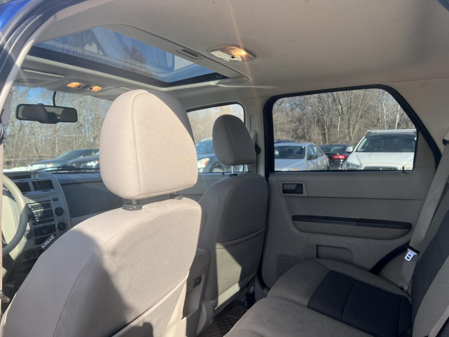 2008 Ford Escape XLT 4WD V6 (1FMCU93188K) with an 3.0L V6 DOHC 24V engine, 4-Speed Automatic Overdrive transmission, located at 17255 hwy 65 NE, Ham Lake, MN, 55304, 0.000000, 0.000000 - Photo#13