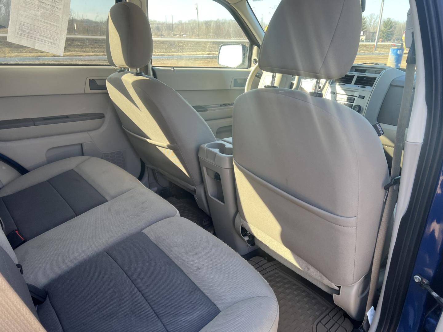 2008 Ford Escape XLT 4WD V6 (1FMCU93188K) with an 3.0L V6 DOHC 24V engine, 4-Speed Automatic Overdrive transmission, located at 17255 hwy 65 NE, Ham Lake, MN, 55304, 0.000000, 0.000000 - Photo#18