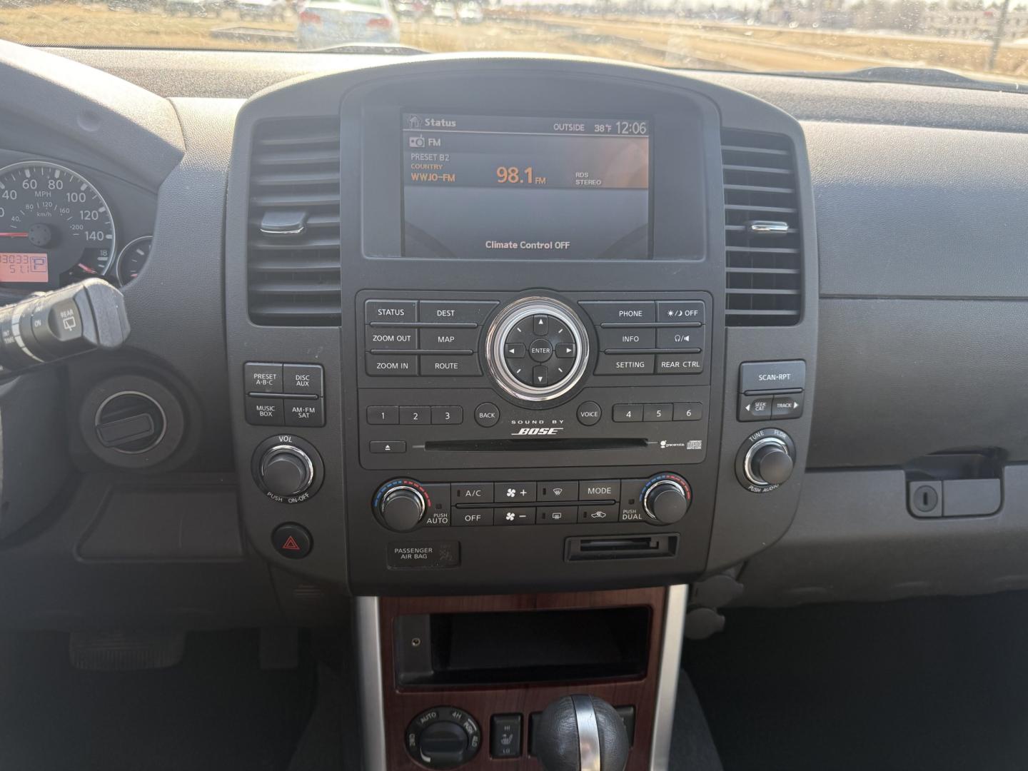 2012 Nissan Pathfinder LE 4WD (5N1AR1NB0CC) with an 4.0L V6 DOHC 24V engine, 5-Speed Automatic transmission, located at 17255 hwy 65 NE, Ham Lake, MN, 55304, 0.000000, 0.000000 - Photo#18