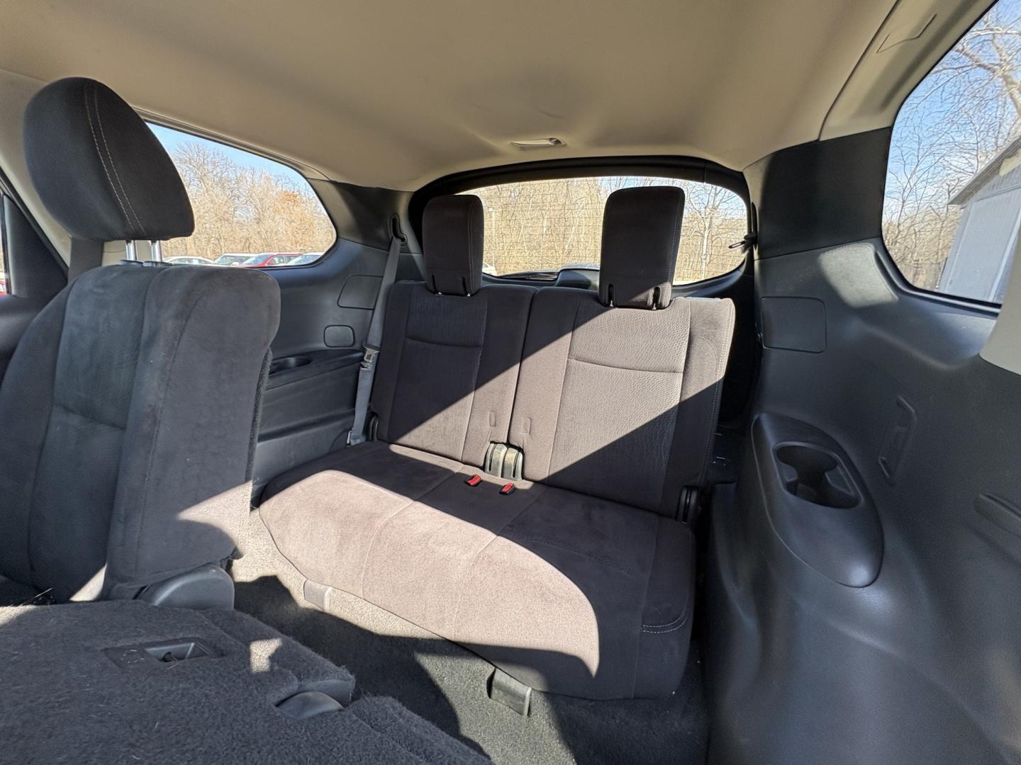 2013 Nissan Pathfinder LE 4WD (5N1AR2MM7DC) with an 3.5L V6 DOHC 24V engine, Continuously Variable Transmission transmission, located at 17255 hwy 65 NE, Ham Lake, MN, 55304, 0.000000, 0.000000 - Photo#12