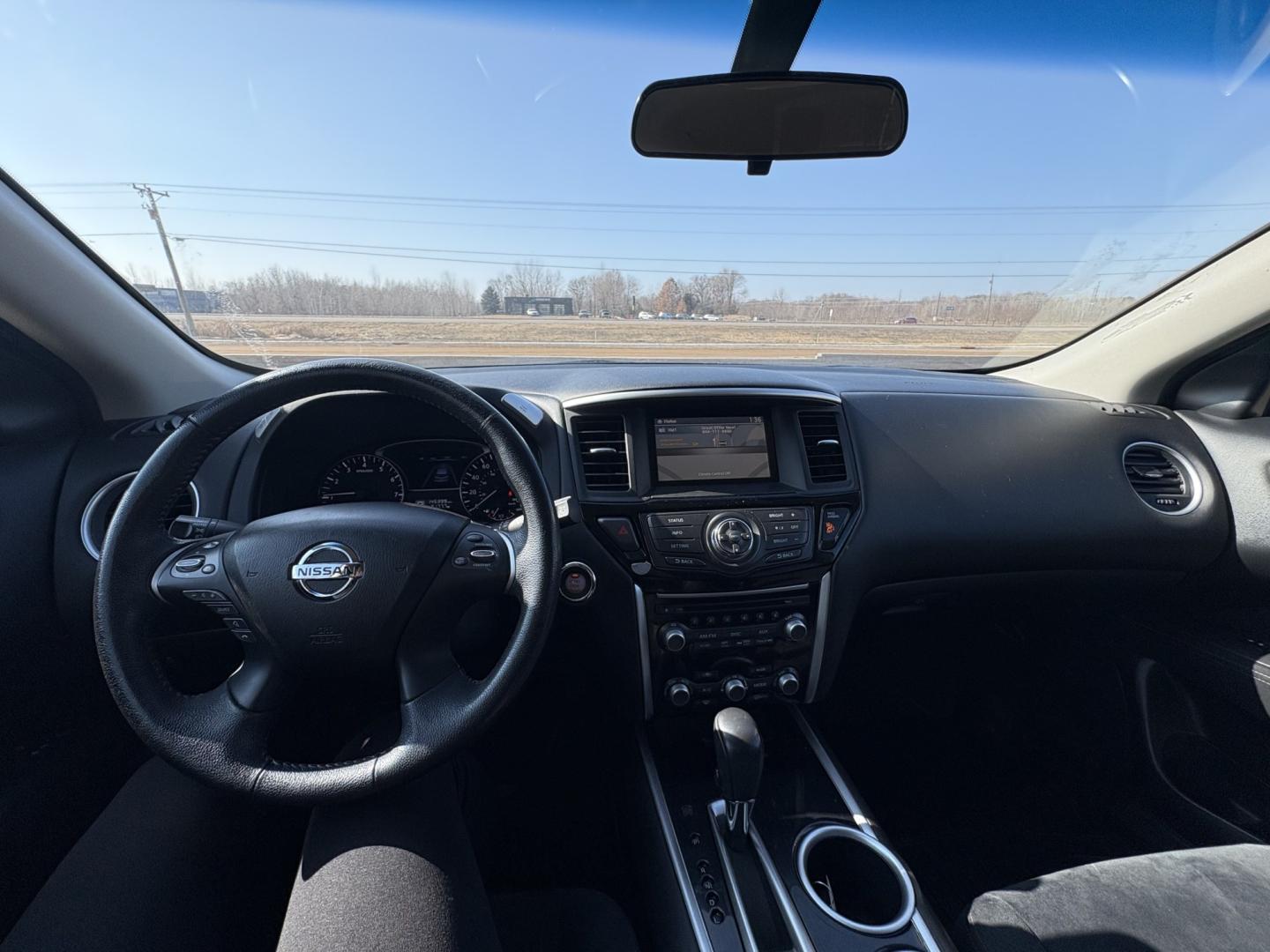 2013 Nissan Pathfinder LE 4WD (5N1AR2MM7DC) with an 3.5L V6 DOHC 24V engine, Continuously Variable Transmission transmission, located at 17255 hwy 65 NE, Ham Lake, MN, 55304, 0.000000, 0.000000 - Photo#17