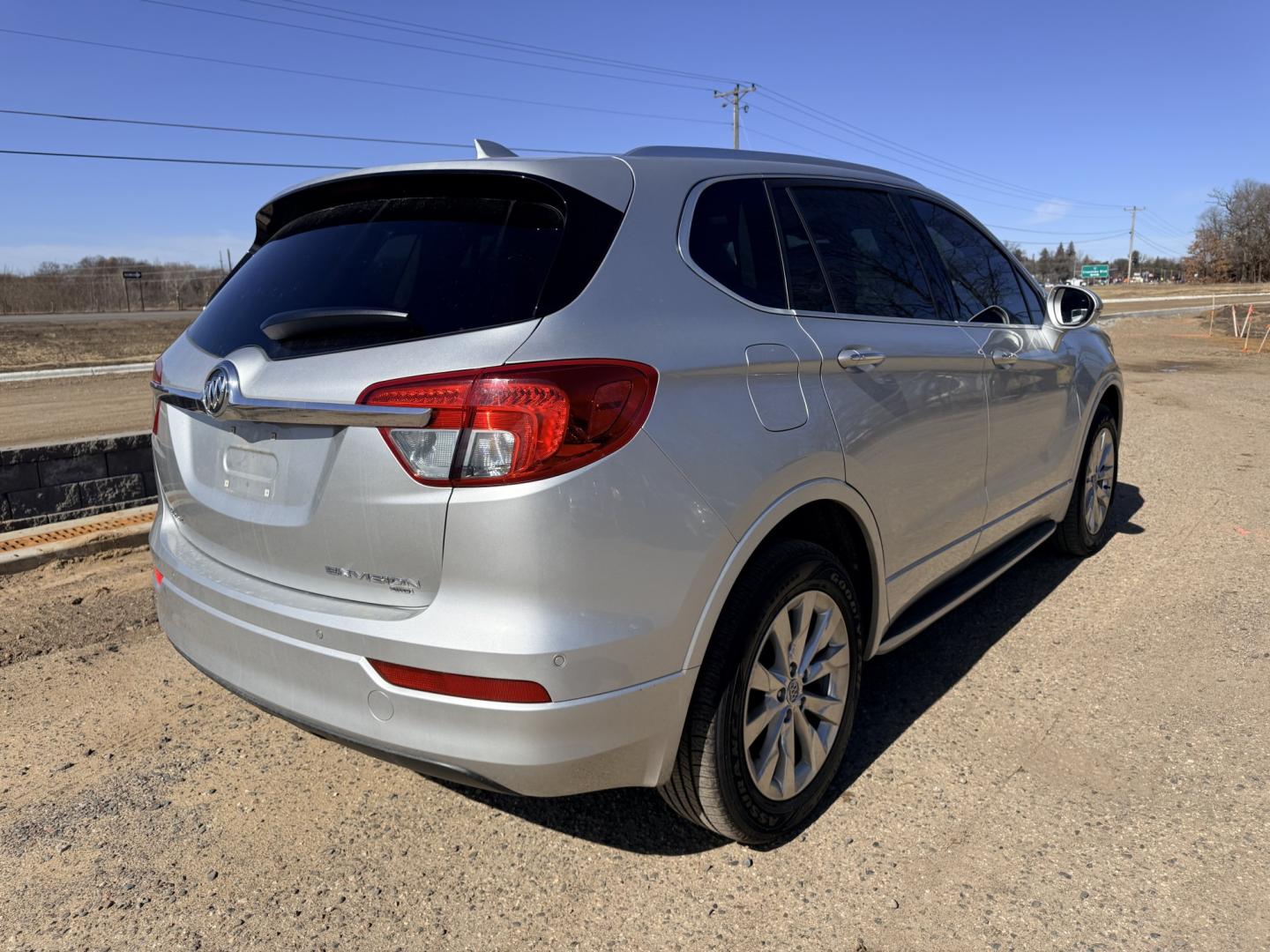 2017 Buick Envision Essense AWD (LRBFXDSA1HD) with an 2.5L L4 DOHC 24V engine, 6A transmission, located at 17255 hwy 65 NE, Ham Lake, MN, 55304, 0.000000, 0.000000 - Photo#4