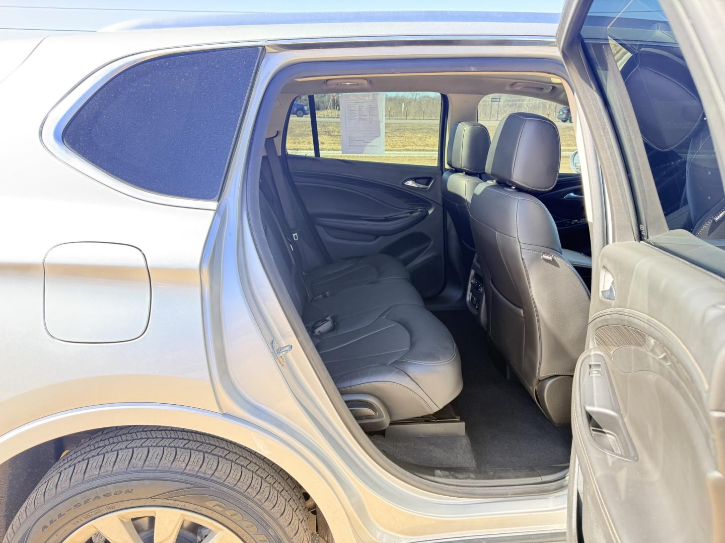 2017 Buick Envision Essense AWD (LRBFXDSA1HD) with an 2.5L L4 DOHC 24V engine, 6A transmission, located at 17255 hwy 65 NE, Ham Lake, MN, 55304, 0.000000, 0.000000 - Photo#13