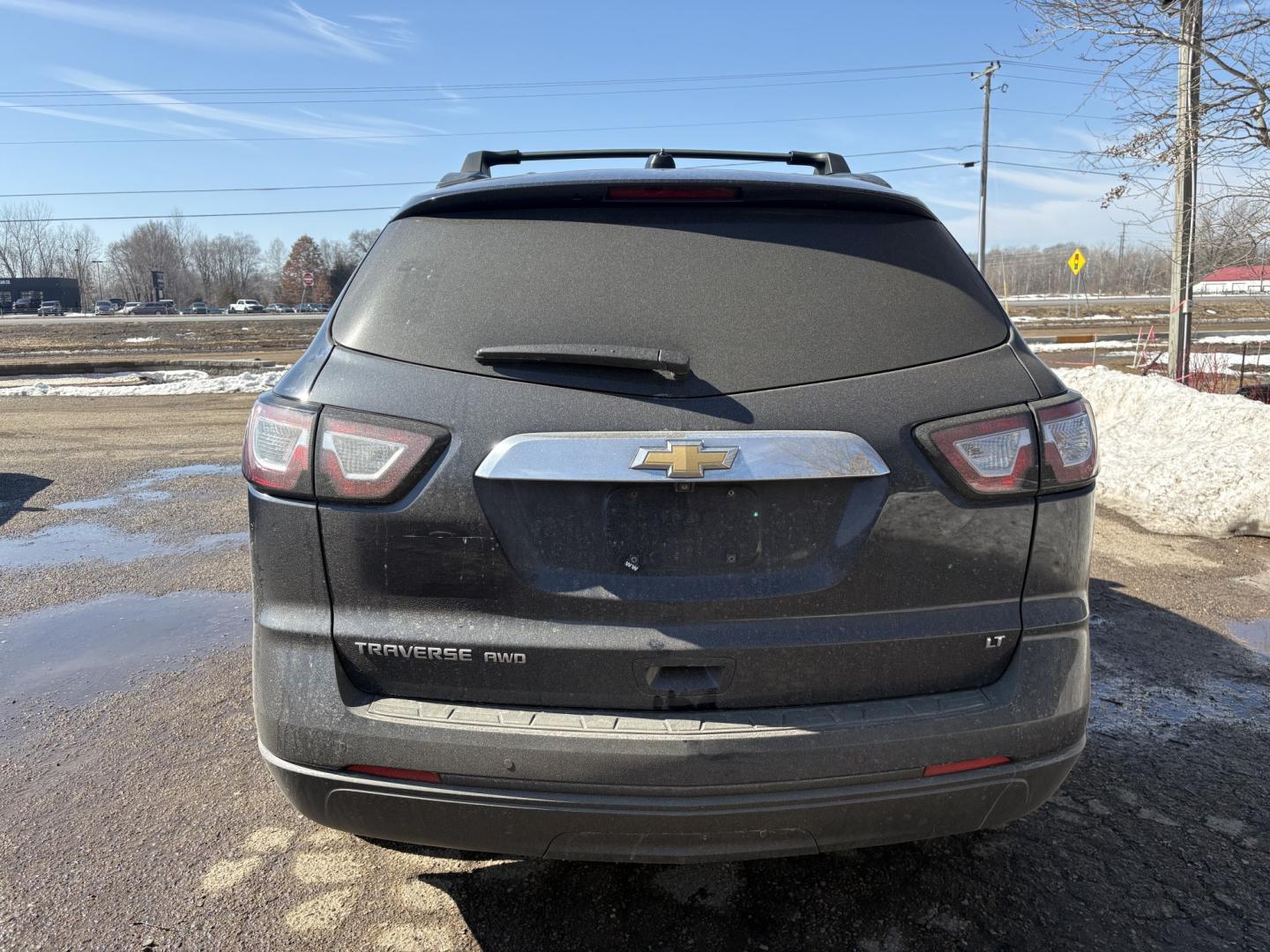 2017 Chevrolet Traverse 1LT AWD (1GNKVGKD5HJ) with an 3.6L V6 DOHC 24V engine, 6A transmission, located at 17255 hwy 65 NE, Ham Lake, MN, 55304, 0.000000, 0.000000 - Photo#3