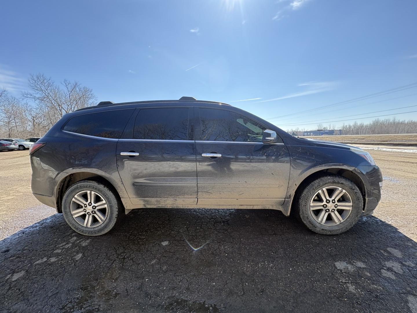 2017 Chevrolet Traverse 1LT AWD (1GNKVGKD5HJ) with an 3.6L V6 DOHC 24V engine, 6A transmission, located at 17255 hwy 65 NE, Ham Lake, MN, 55304, 0.000000, 0.000000 - Photo#5