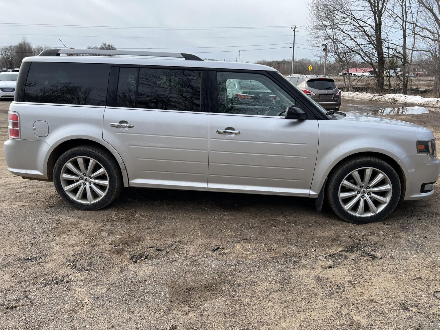 2016 Ford Flex SEL AWD (2FMHK6C80GB) with an 3.5L V6 DOHC 24V engine, 6A transmission, located at 17255 hwy 65 NE, Ham Lake, MN, 55304, 0.000000, 0.000000 - Photo#3